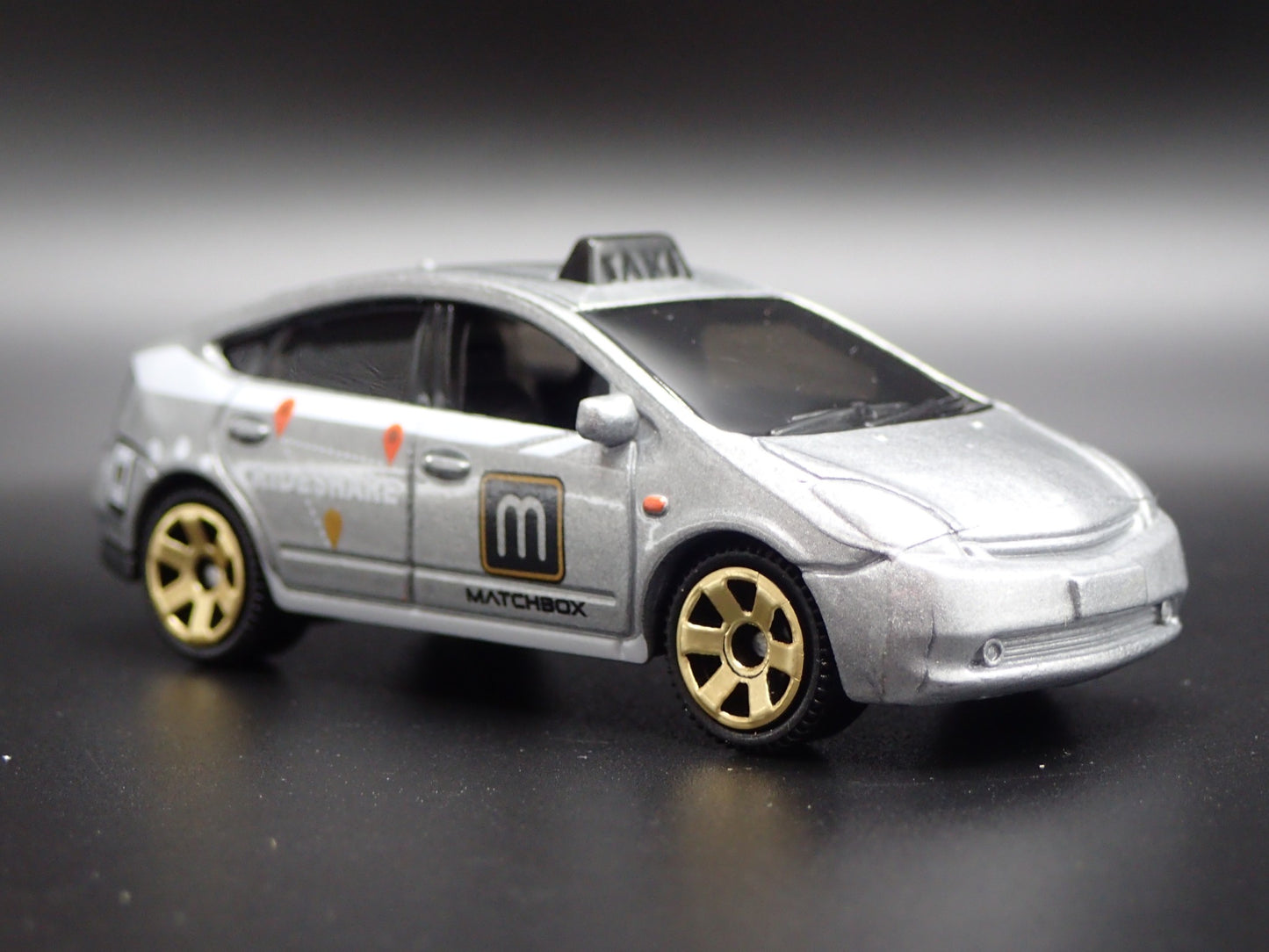 2003-2008 TOYOTA PRIUS RIDESHARE TAXI 1/64 SCALE COLLECTIBLE DIECAST MODEL CAR