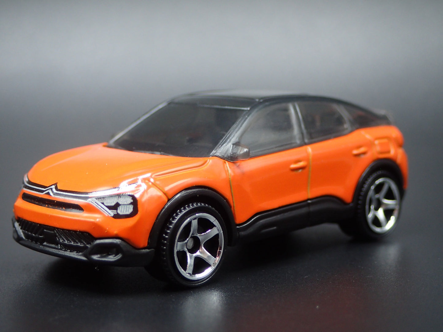 2020-2025 CITROEN E-C4 SUV ORANGE 1:64 SCALE COLLECTIBLE DIECAST MODEL CAR