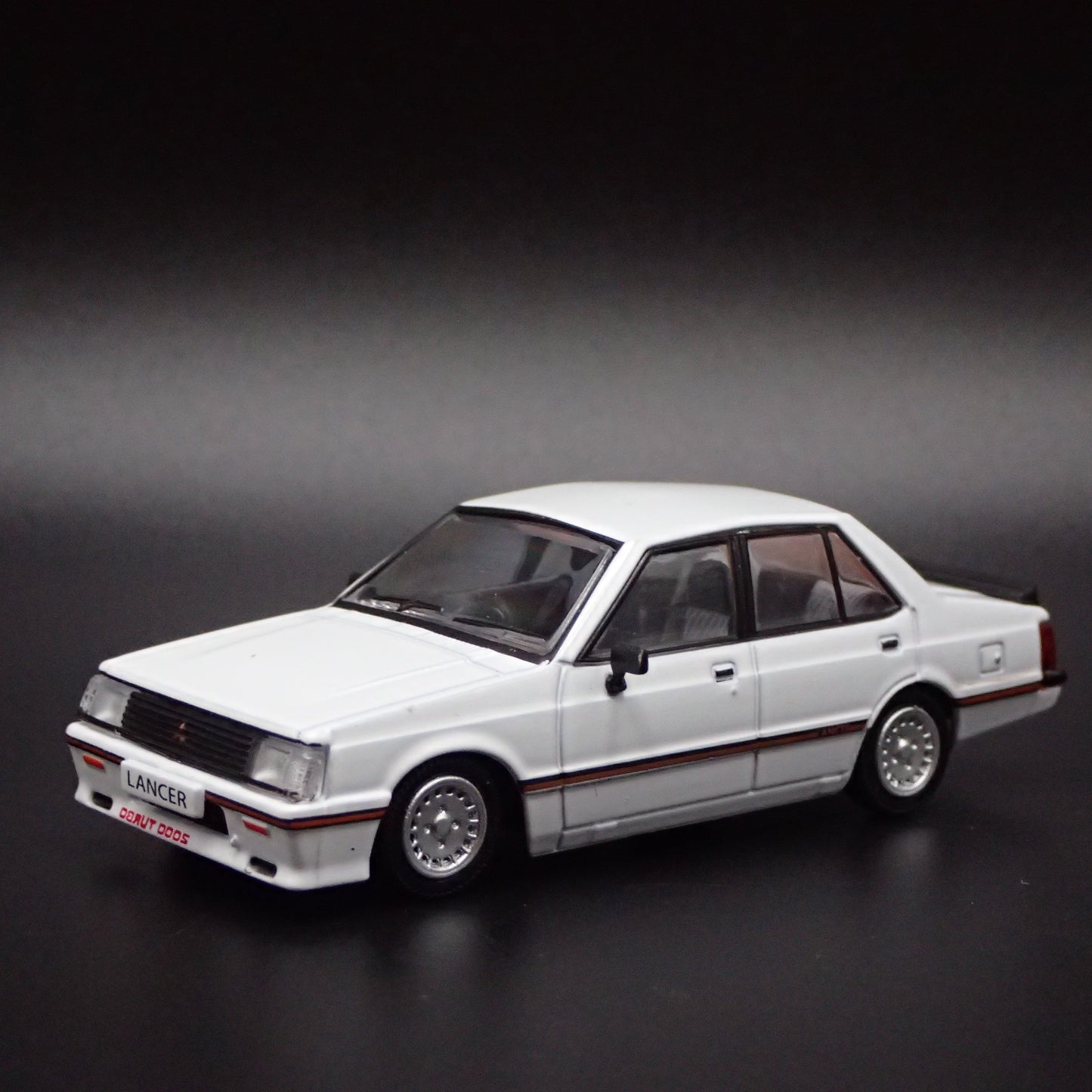 MITSUBISHI LANCER EX2000 TURBO 1:64 SCALE COLLECTIBLE DIORAMA DIECAST MODEL CAR