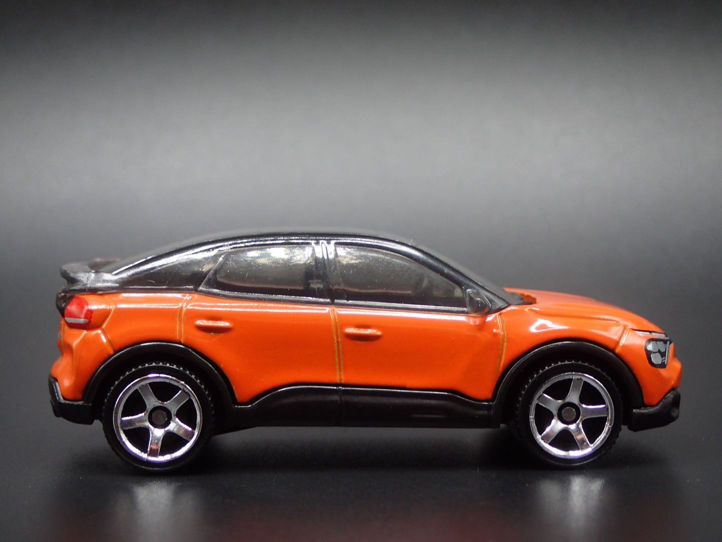 2020-2025 CITROEN E-C4 SUV ORANGE 1:64 SCALE COLLECTIBLE DIECAST MODEL CAR