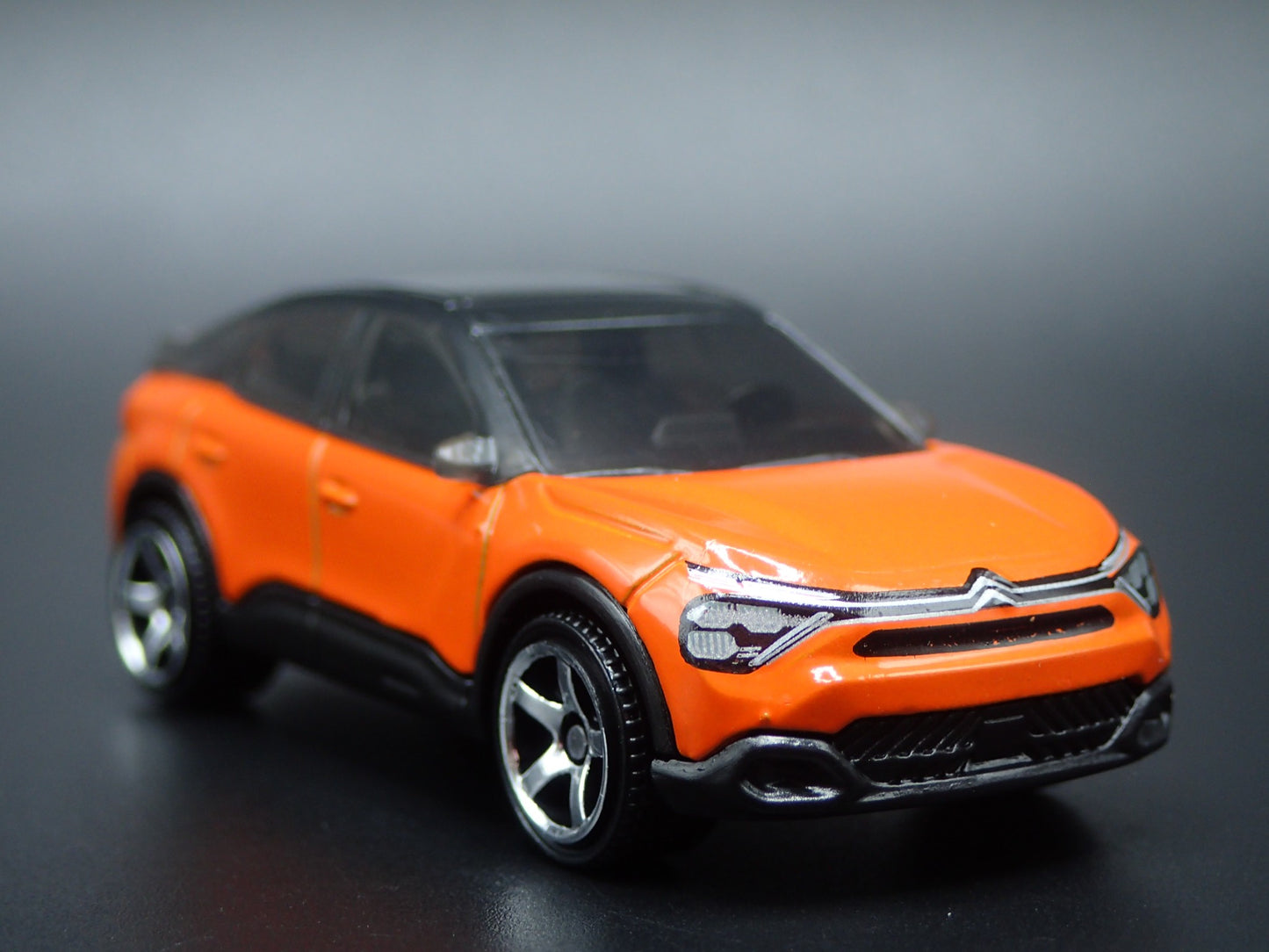 2020-2025 CITROEN E-C4 SUV ORANGE 1:64 SCALE COLLECTIBLE DIECAST MODEL CAR