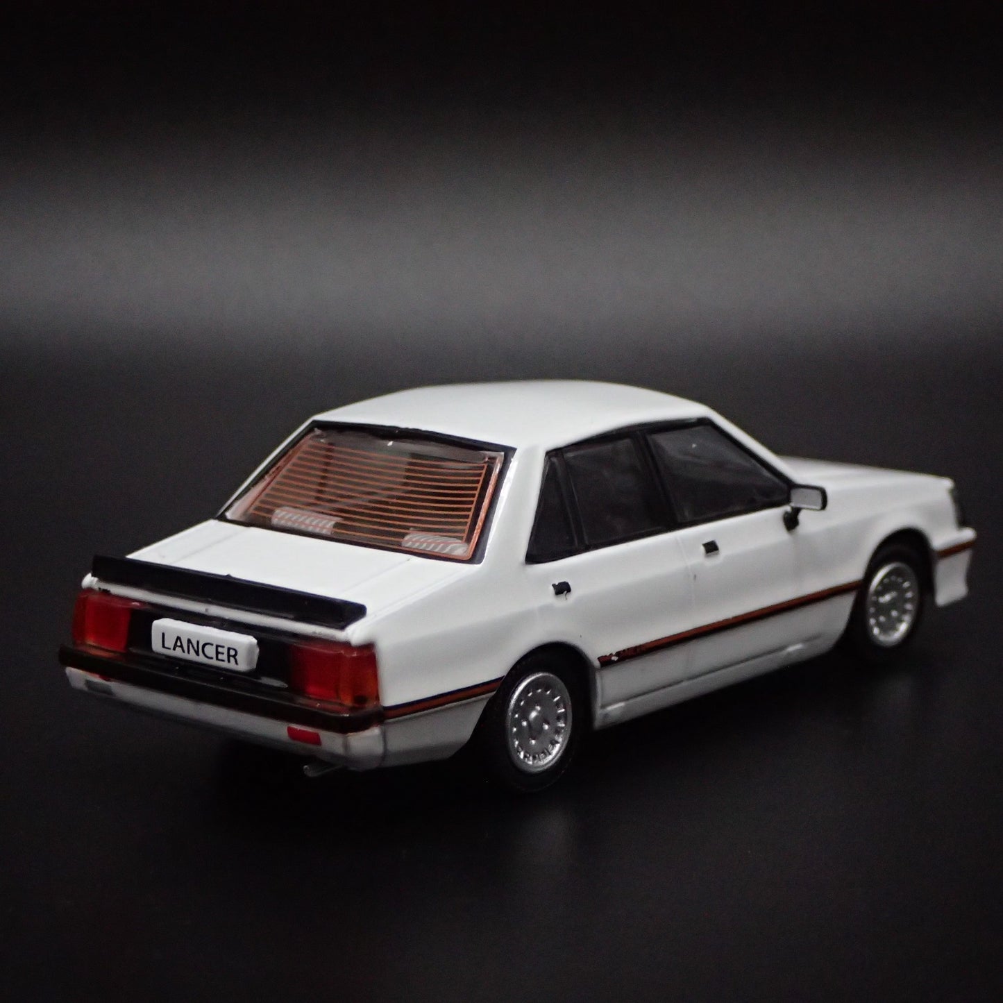 MITSUBISHI LANCER EX2000 TURBO 1:64 SCALE COLLECTIBLE DIORAMA DIECAST MODEL CAR
