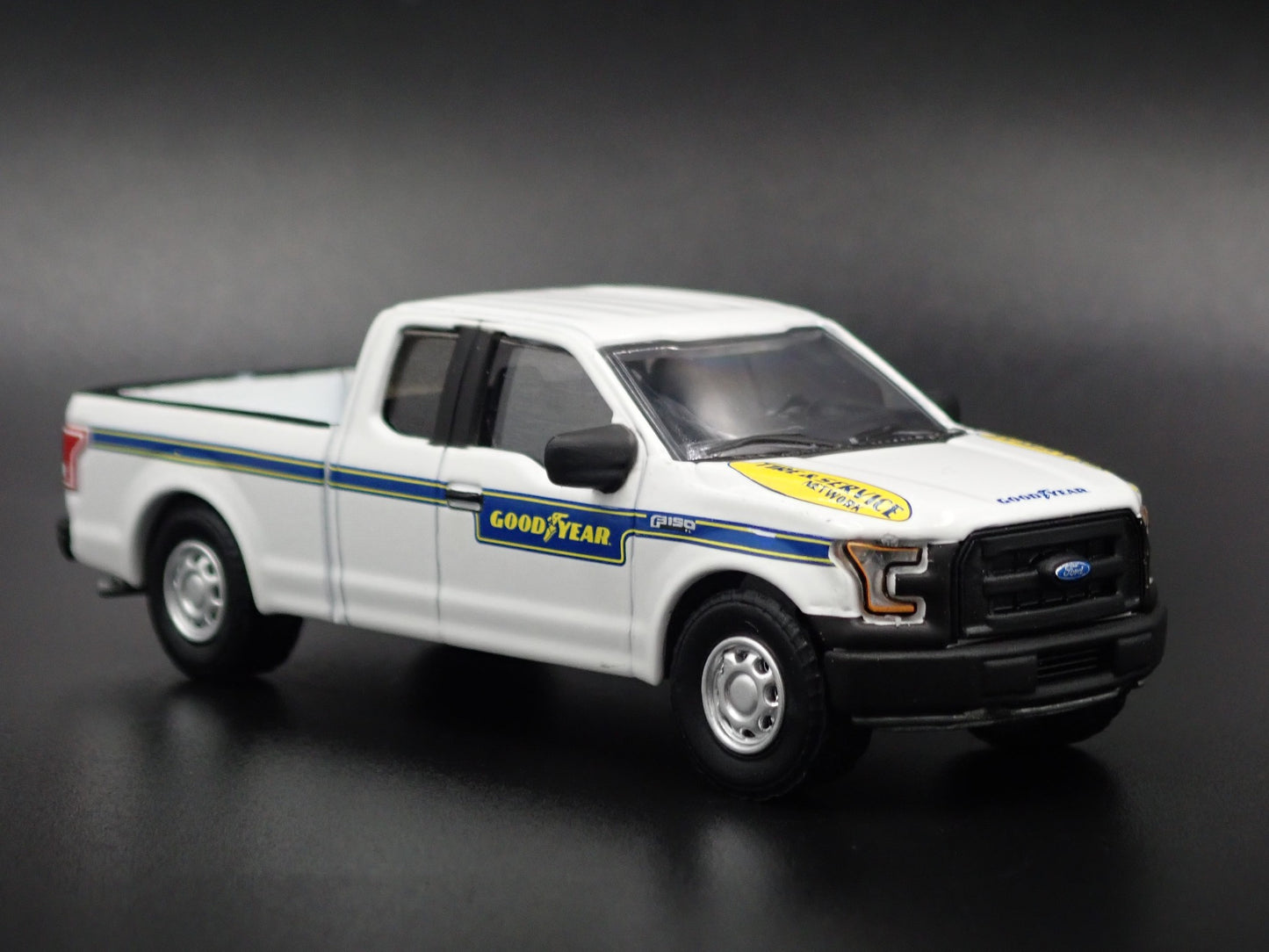 2015 - 2020 FORD F150 PICKUP TRUCK GOODYEAR 1:64 SCALE DIORAMA DIECAST MODEL CAR