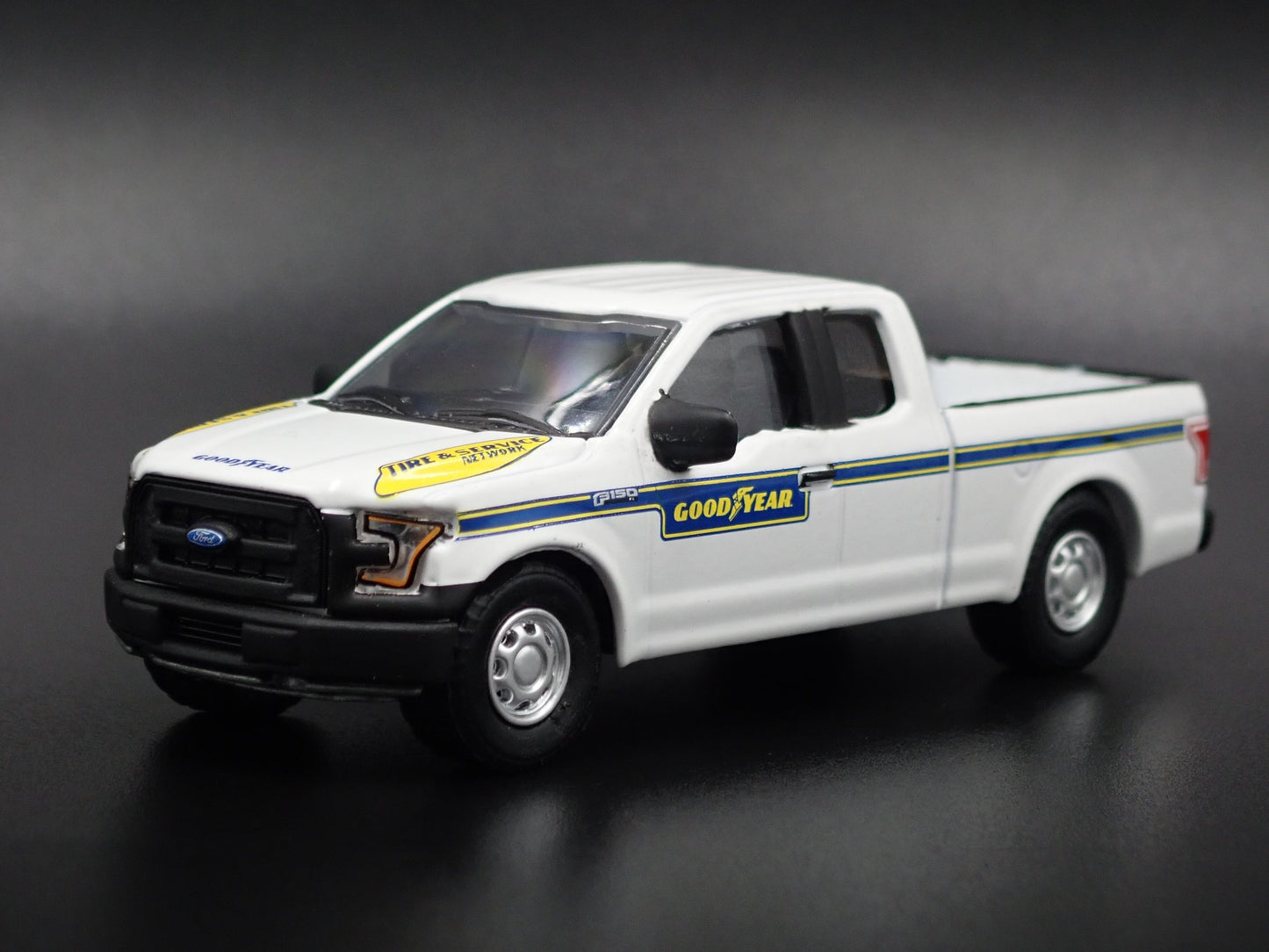 2015 - 2020 FORD F150 PICKUP TRUCK GOODYEAR 1:64 SCALE DIORAMA DIECAST MODEL CAR