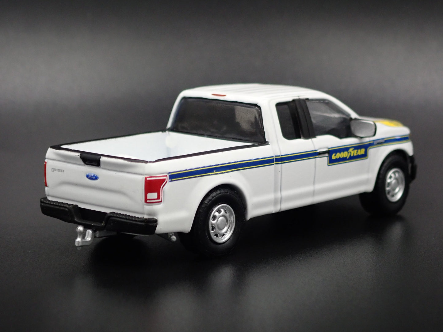 2015 - 2020 FORD F150 PICKUP TRUCK GOODYEAR 1:64 SCALE DIORAMA DIECAST MODEL CAR