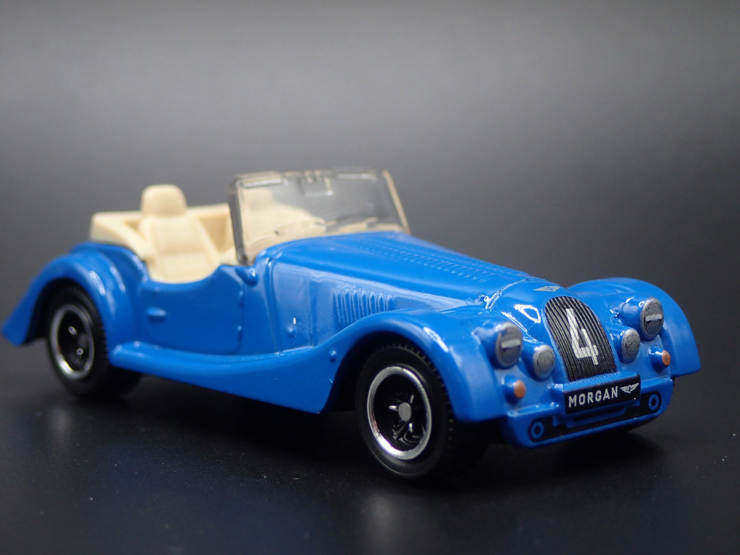 2020-2025 MORGAN PLUS FOUR +4 1:64 SCALE COLLECTIBLE DIORAMA DIECAST MODEL CAR