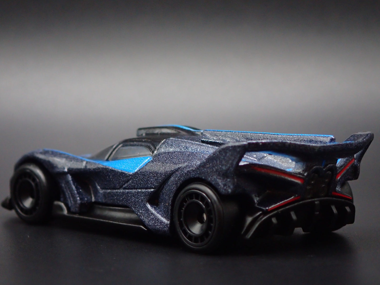 2024-2025 BUGATTI BOLIDE SUPER CAR BLUE 1:64 SCALE DIORAMA DIECAST MODEL CAR