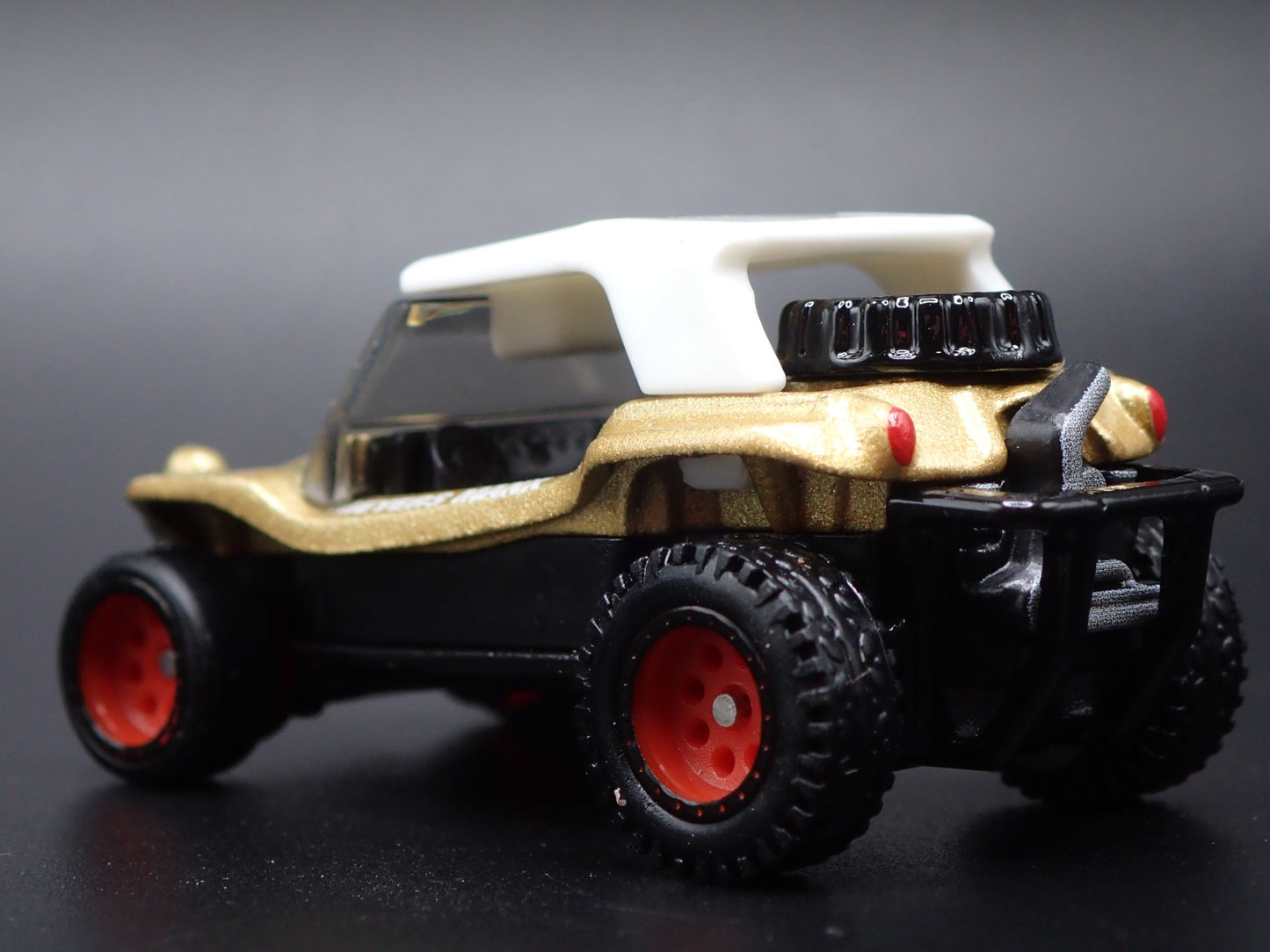 1965-1971 VW VOLKSWAGEN MEYERS MANX BUGGY GOLD 1:64 SCALE DIECAST MODEL CAR