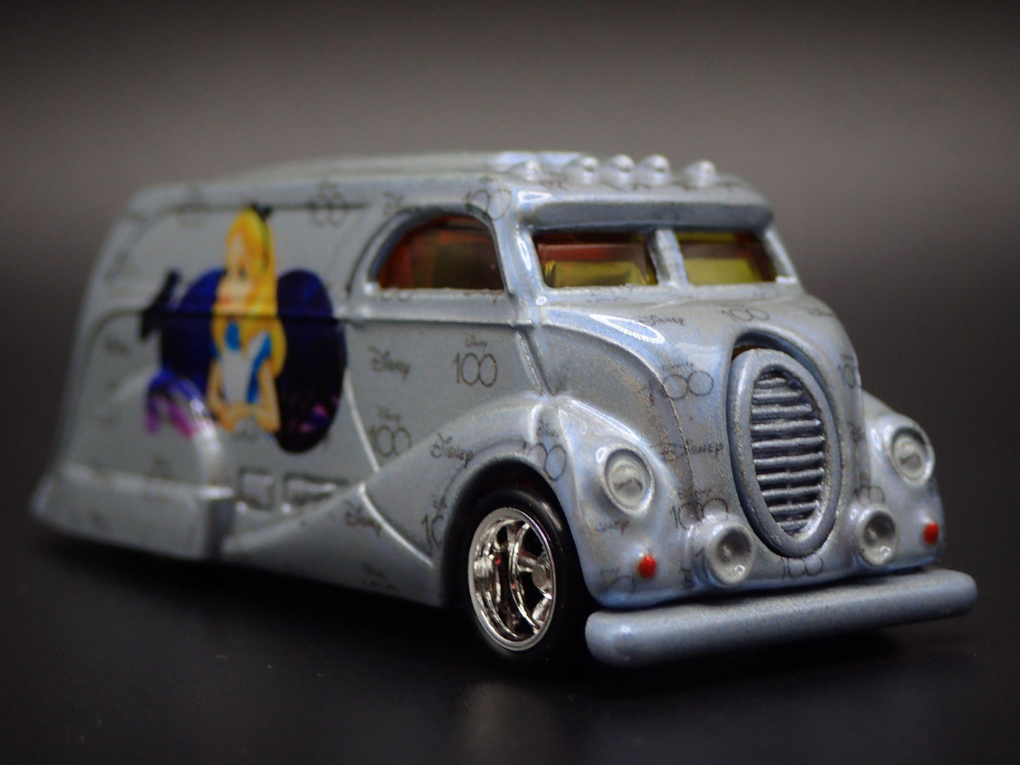 CUSTOM DIVCO DELIVERY VAN TRUCK ALICE IN WONDERLAND 1:64 SCALE DIECAST MODEL CAR