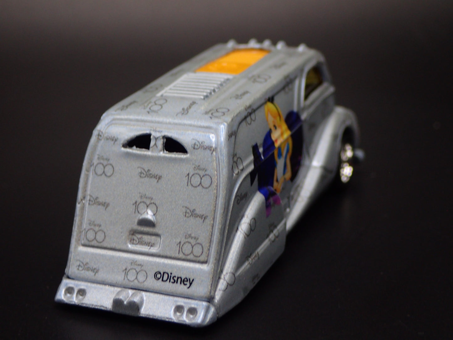 CUSTOM DIVCO DELIVERY VAN TRUCK ALICE IN WONDERLAND 1:64 SCALE DIECAST MODEL CAR