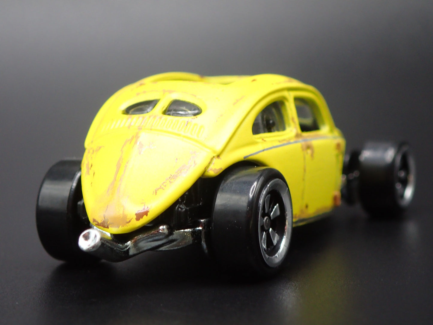 VW VOLKSWAGEN SPLIT WINDOW BEETLE BUG TRANSFORMERS 1:64 SCALE DIECAST MODEL CAR