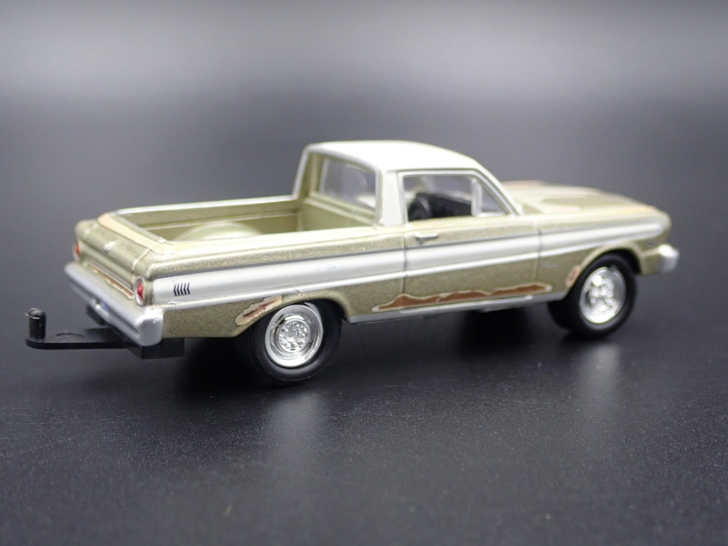 1964 64 FORD FALCON RANCHERO HITCH RUSTED BARN FIND 1:64 SCALE DIECAST MODEL CAR