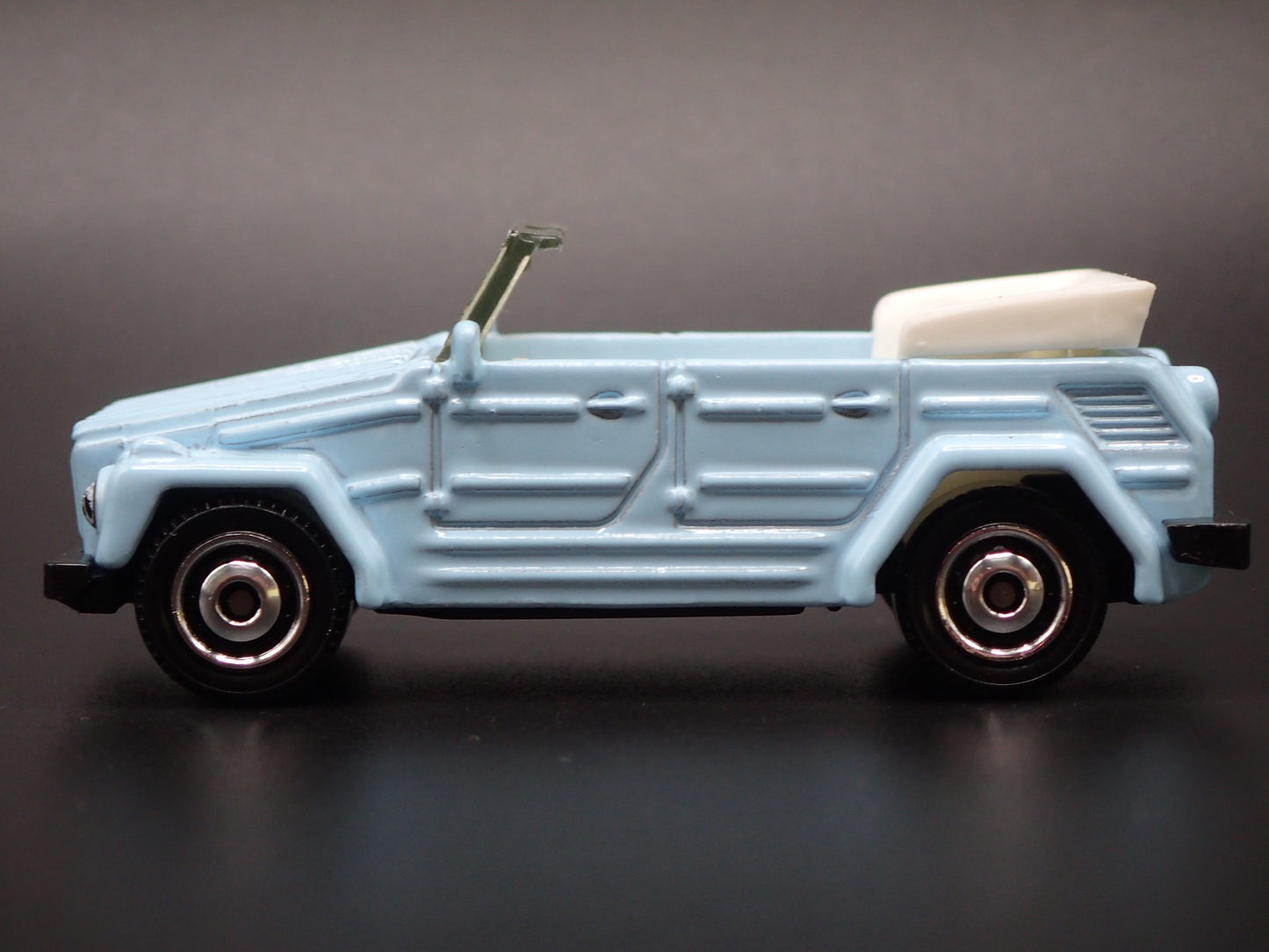 1968-1974 VW VOLKSWAGEN THING TYPE 181 BLUE 1:64 SCALE DIECAST MODEL CAR