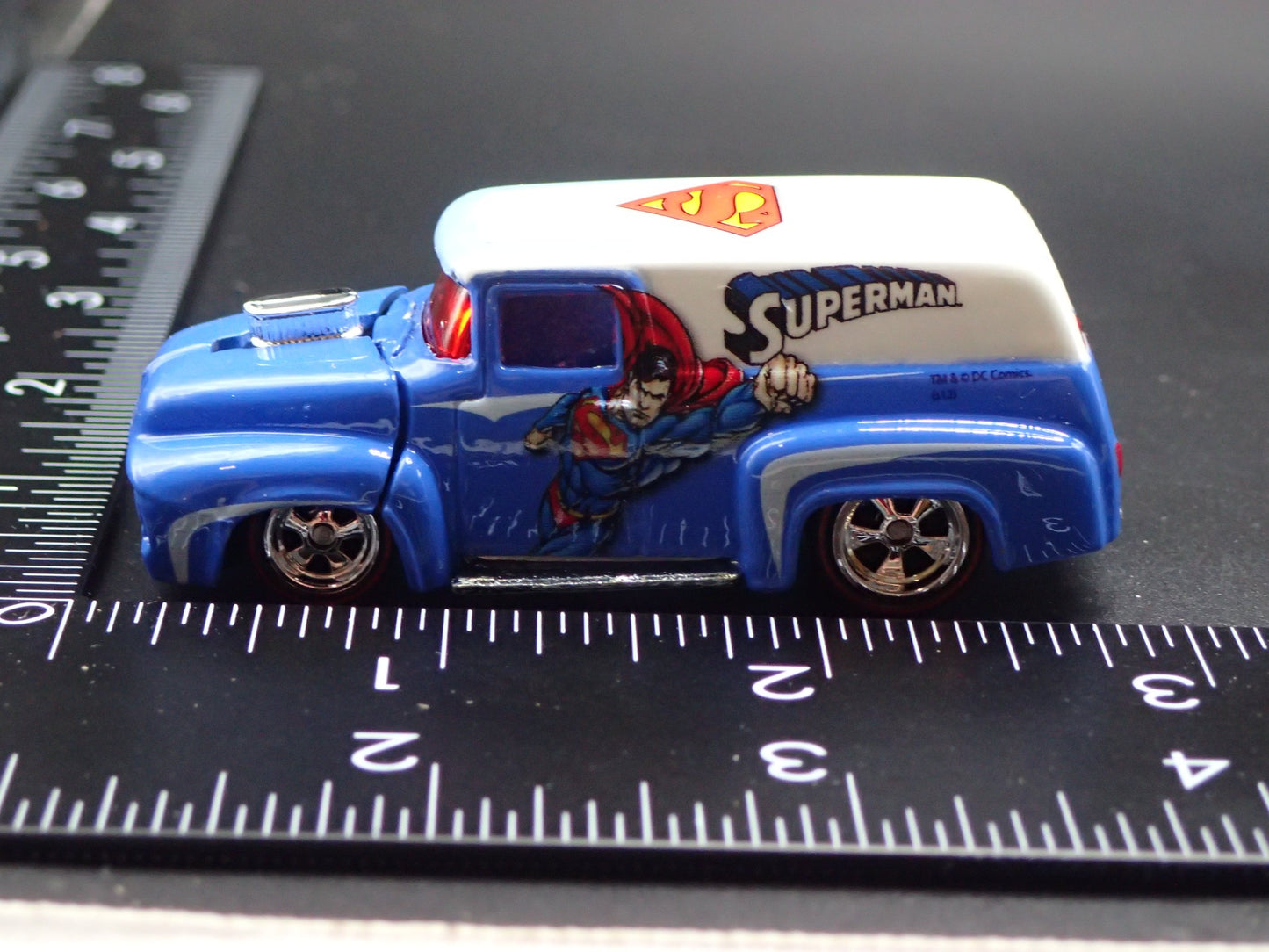 1956 56 FORD F100 PANEL VAN SUPERMAN 1:64 SCALE COLLECTIBLE DIECAST MODEL CAR