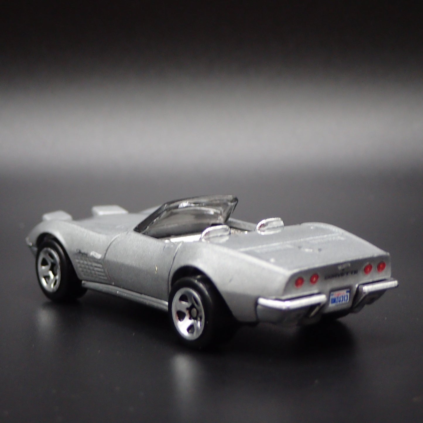 1972 CHEVY CHEVROLET CORVETTE STINGRAY CONVERTIBLE 1:64 SCALE DIECAST MODEL CAR