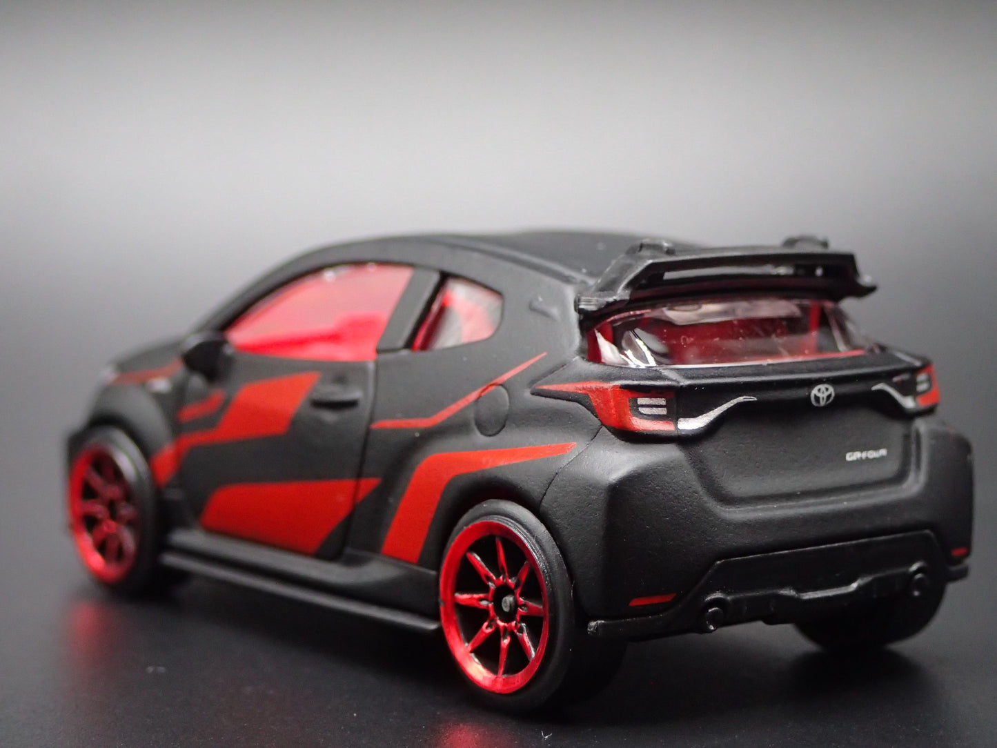 2020-2025 TOYOTA GR YARIS BLACK 1/64 SCALE COLLECTIBLE DIORAMA DIECAST MODEL CAR