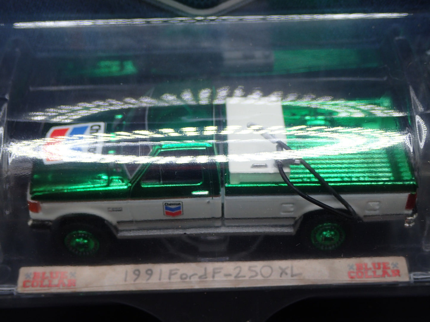 2025 GREENLIGHT GREEN MACHINE BLUE COLLAR 14 1991 FORD F250 PICKUP TRUCK SUPER