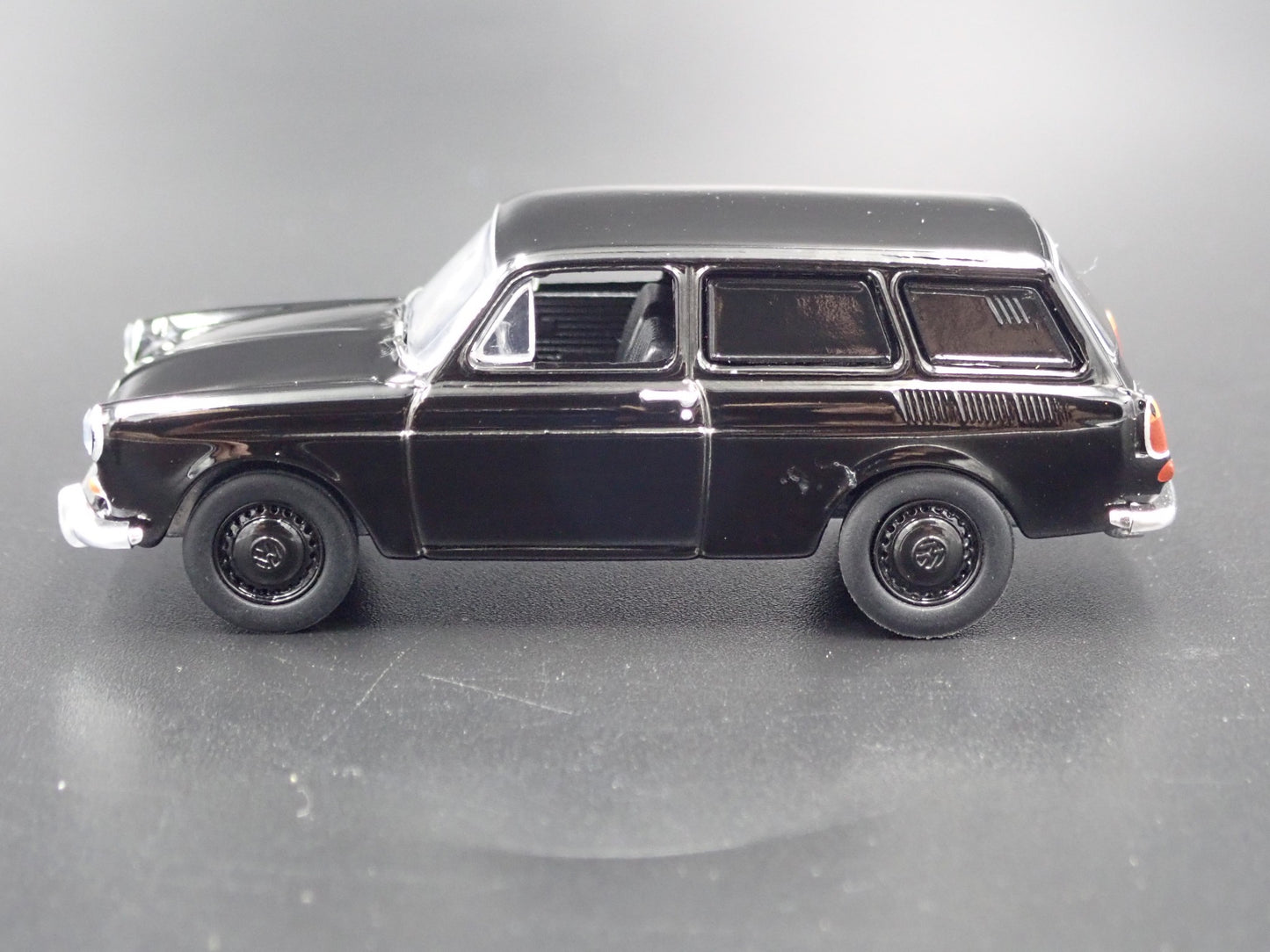 1961-1973 VW VOLKSWAGEN TYPE 3 SQUAREBACK PANEL VAN BLACK 1:64 DIECAST MODEL CAR
