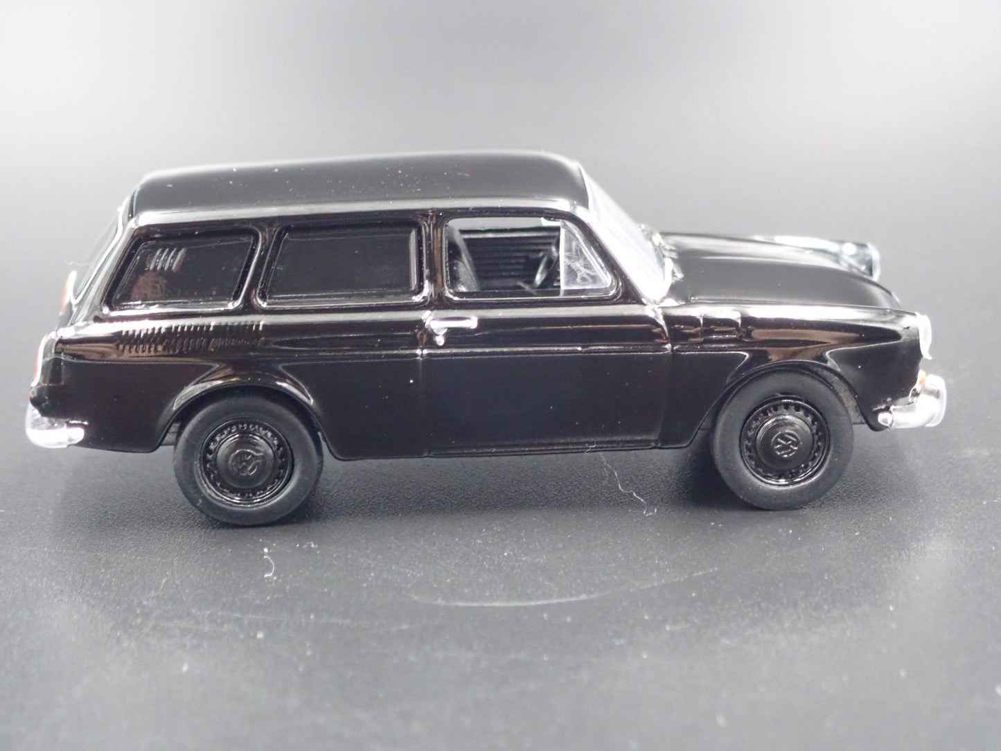 1961-1973 VW VOLKSWAGEN TYPE 3 SQUAREBACK PANEL VAN BLACK 1:64 DIECAST MODEL CAR