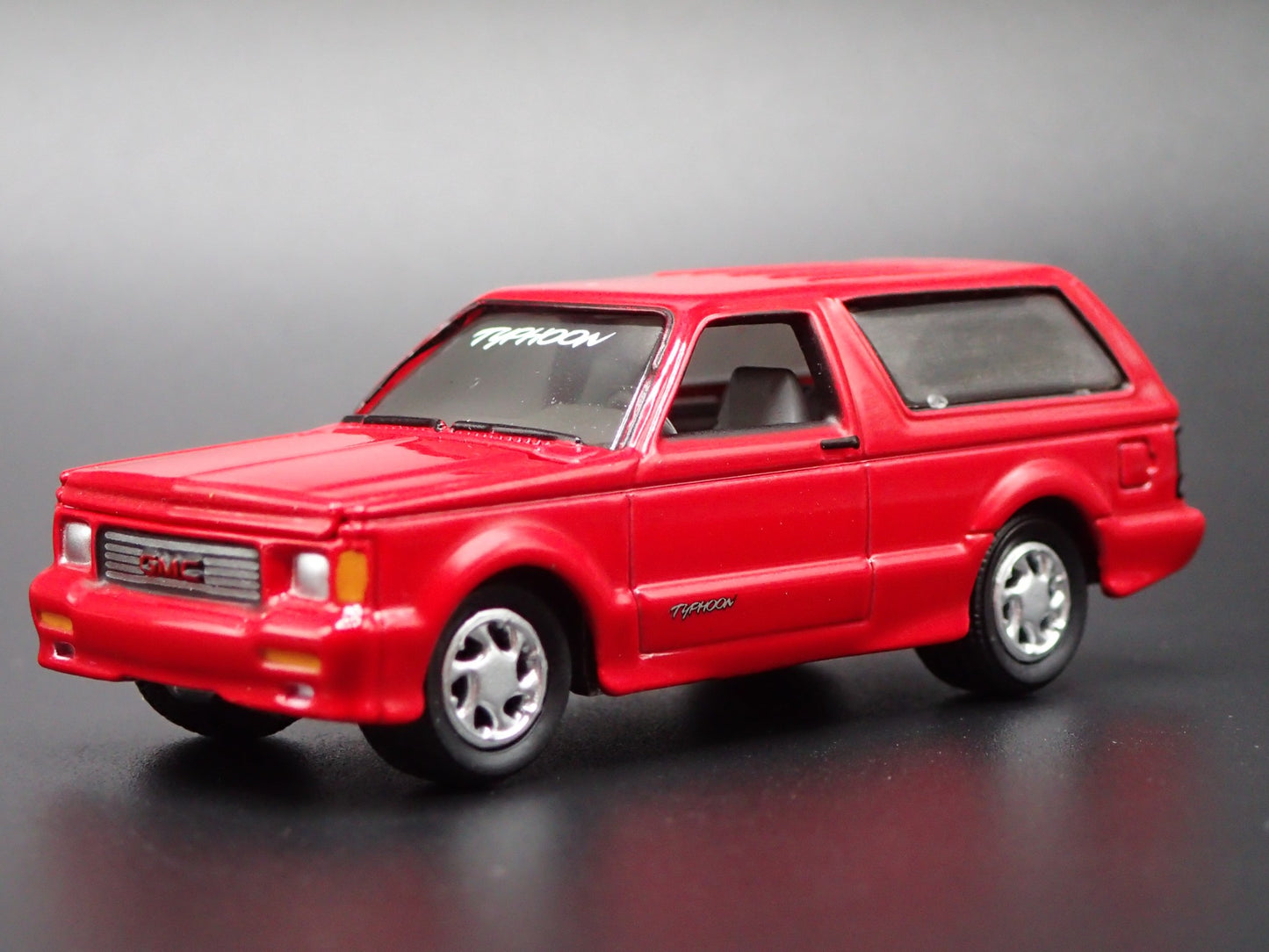 1992 92 GMC TYPHOON SUV RED 1/64 SCALE LIMITED EDITION DIORAMA DIECAST MODEL CAR