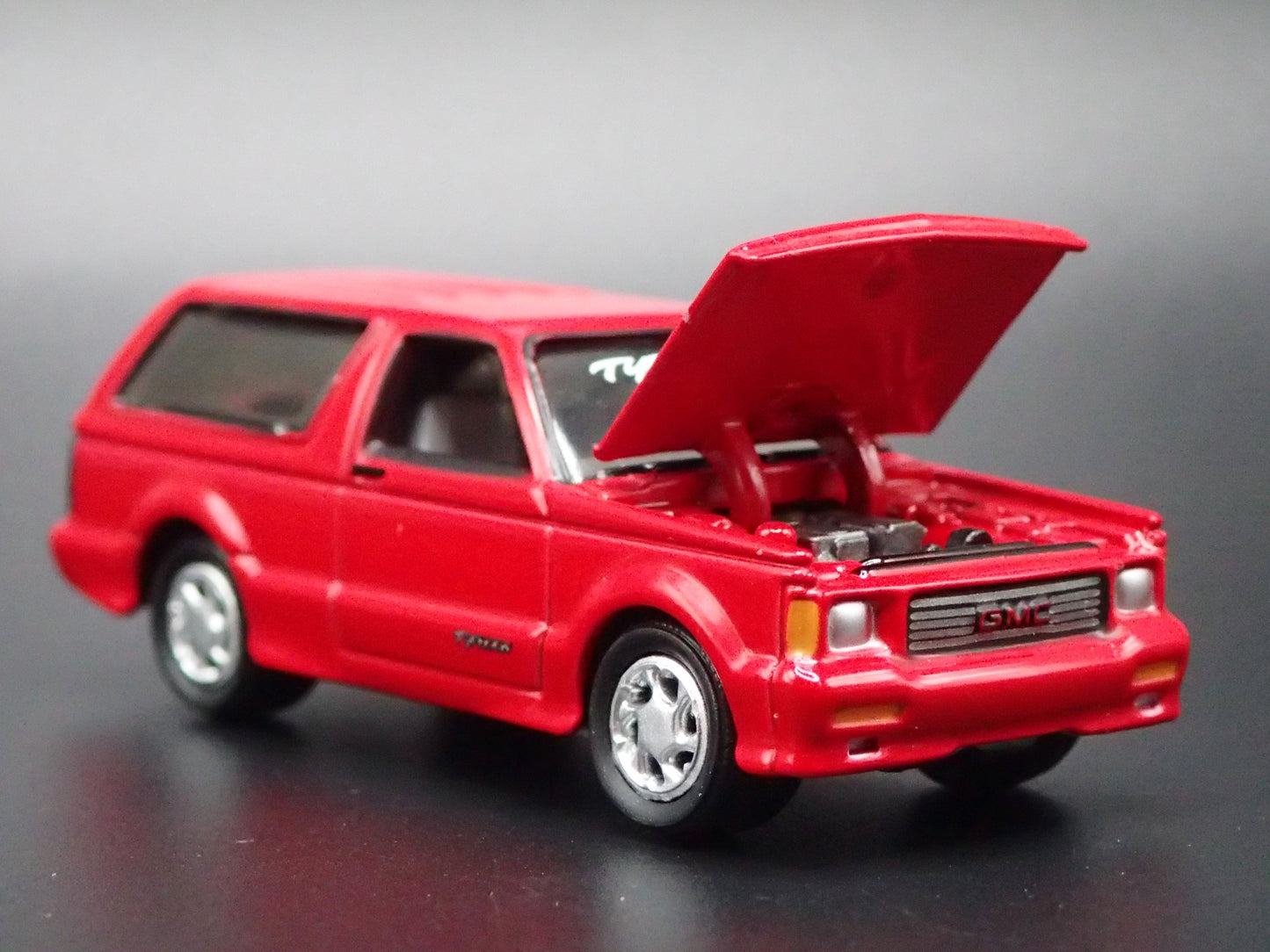 1992 92 GMC TYPHOON SUV RED 1/64 SCALE LIMITED EDITION DIORAMA DIECAST MODEL CAR