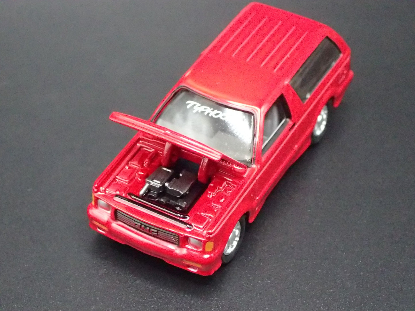 1992 92 GMC TYPHOON SUV RED 1/64 SCALE LIMITED EDITION DIORAMA DIECAST MODEL CAR