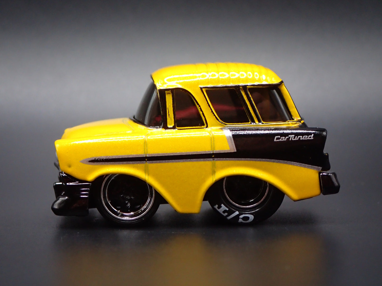 1956 56 CHEVY CHEVROLET NOMAD WAGON TUNED 1:64 SCALE DIORAMA DIECAST MODEL CAR