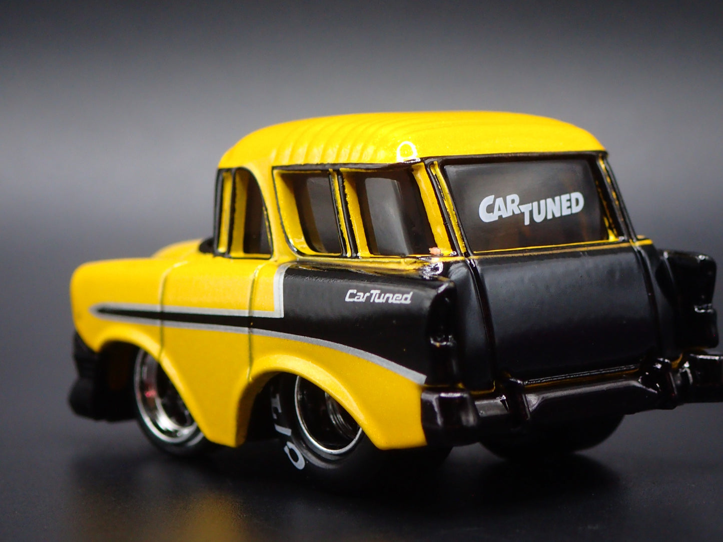 1956 56 CHEVY CHEVROLET NOMAD WAGON TUNED 1:64 SCALE DIORAMA DIECAST MODEL CAR