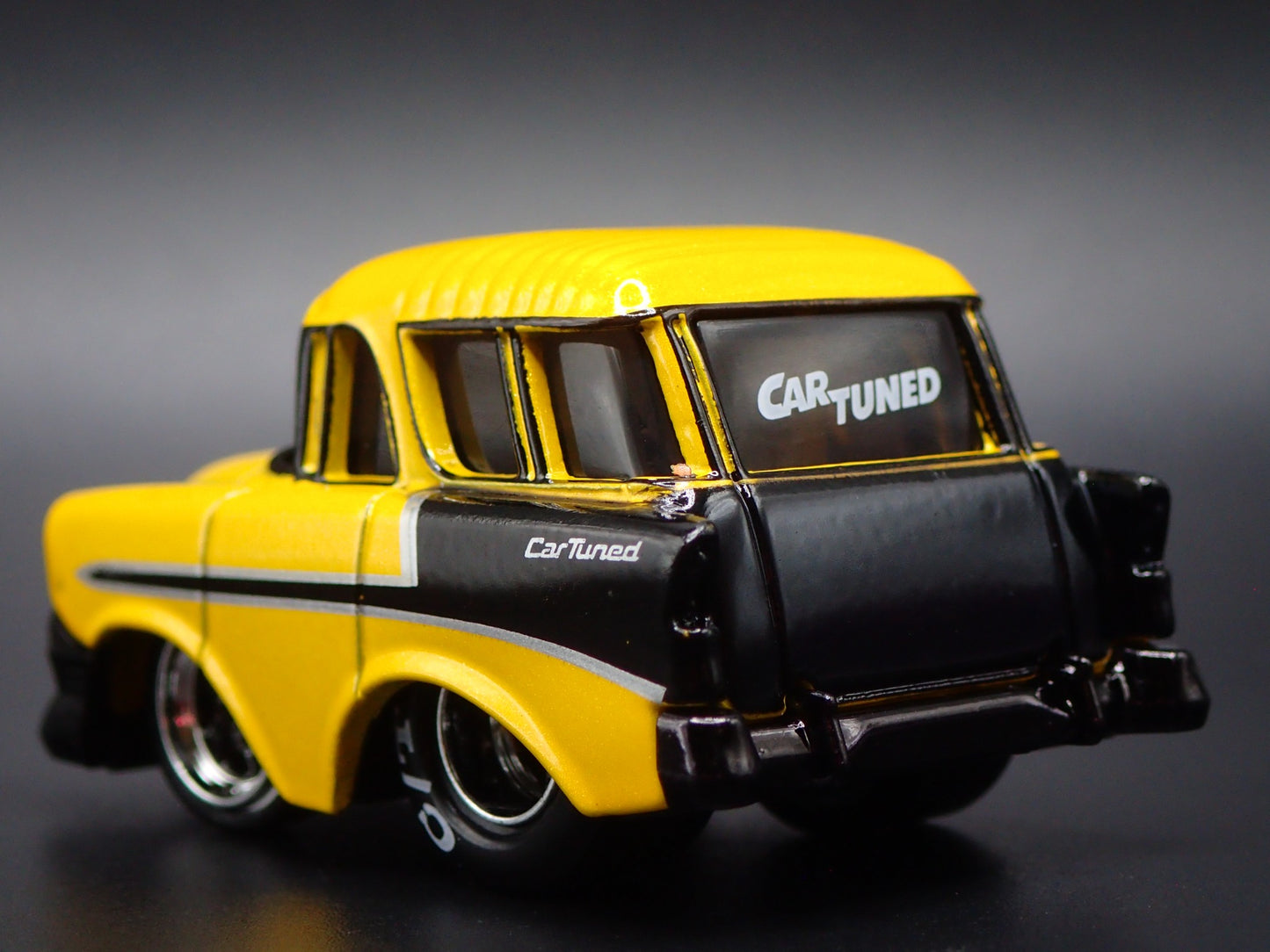 1956 56 CHEVY CHEVROLET NOMAD WAGON TUNED 1:64 SCALE DIORAMA DIECAST MODEL CAR