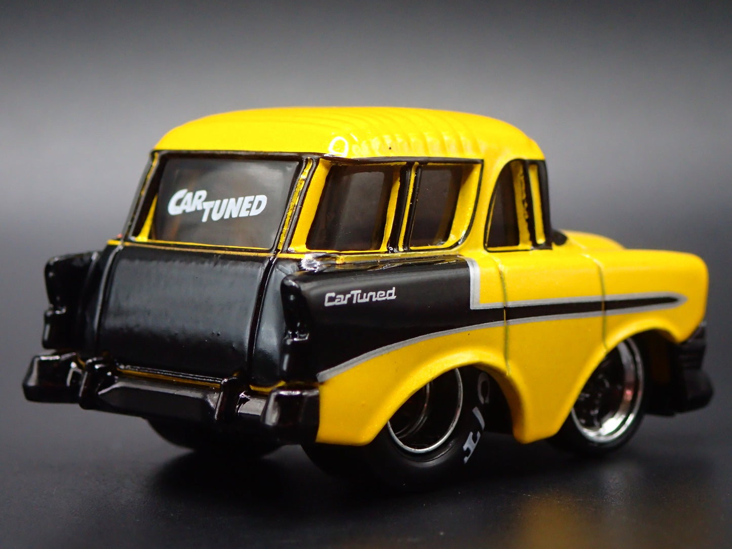 1956 56 CHEVY CHEVROLET NOMAD WAGON TUNED 1:64 SCALE DIORAMA DIECAST MODEL CAR