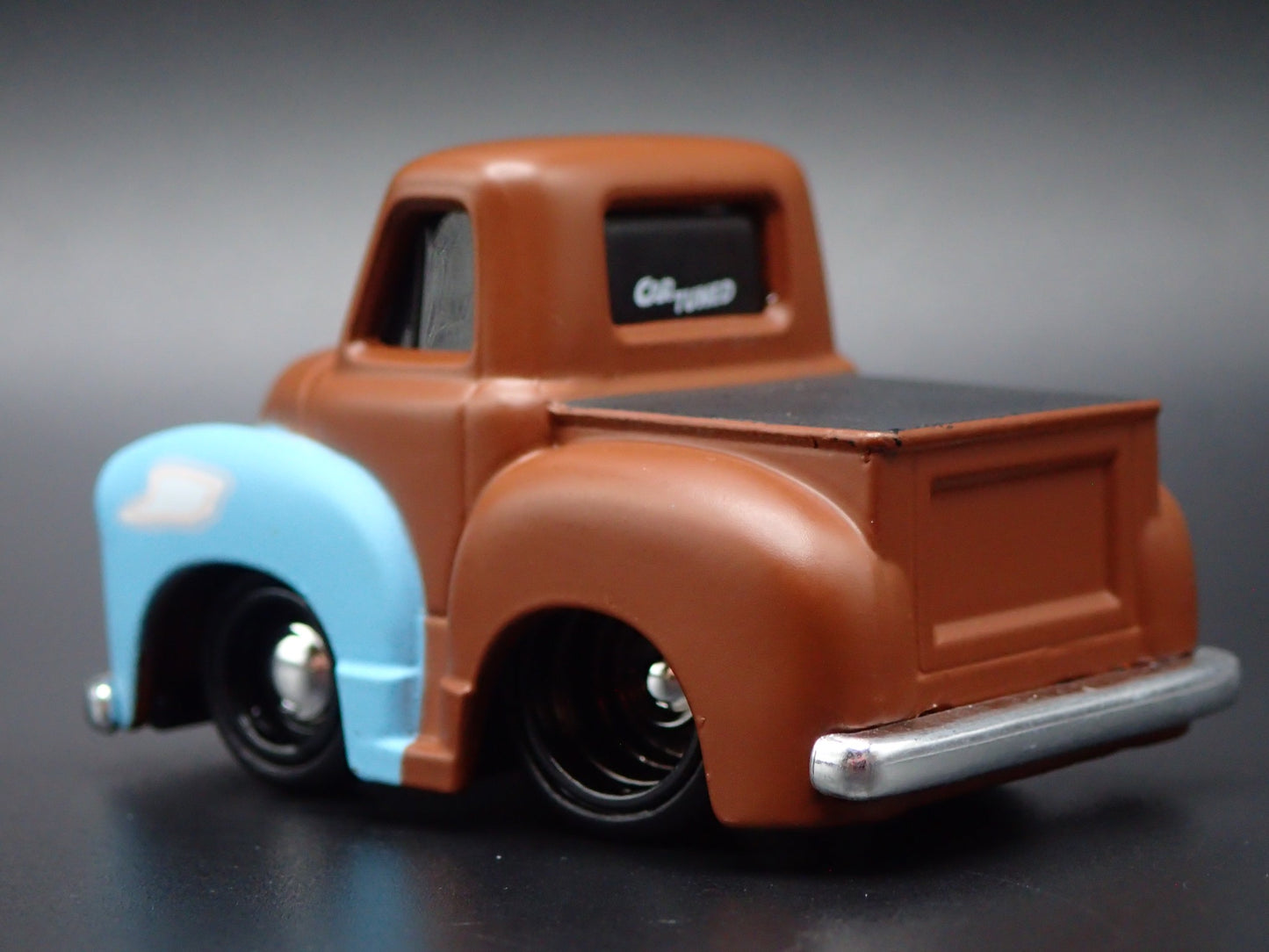 1953 53 CHEVY CHEVROLET PICKUP TRUCK TUNED 1:64 SCALE DIORAMA DIECAST MODEL CAR