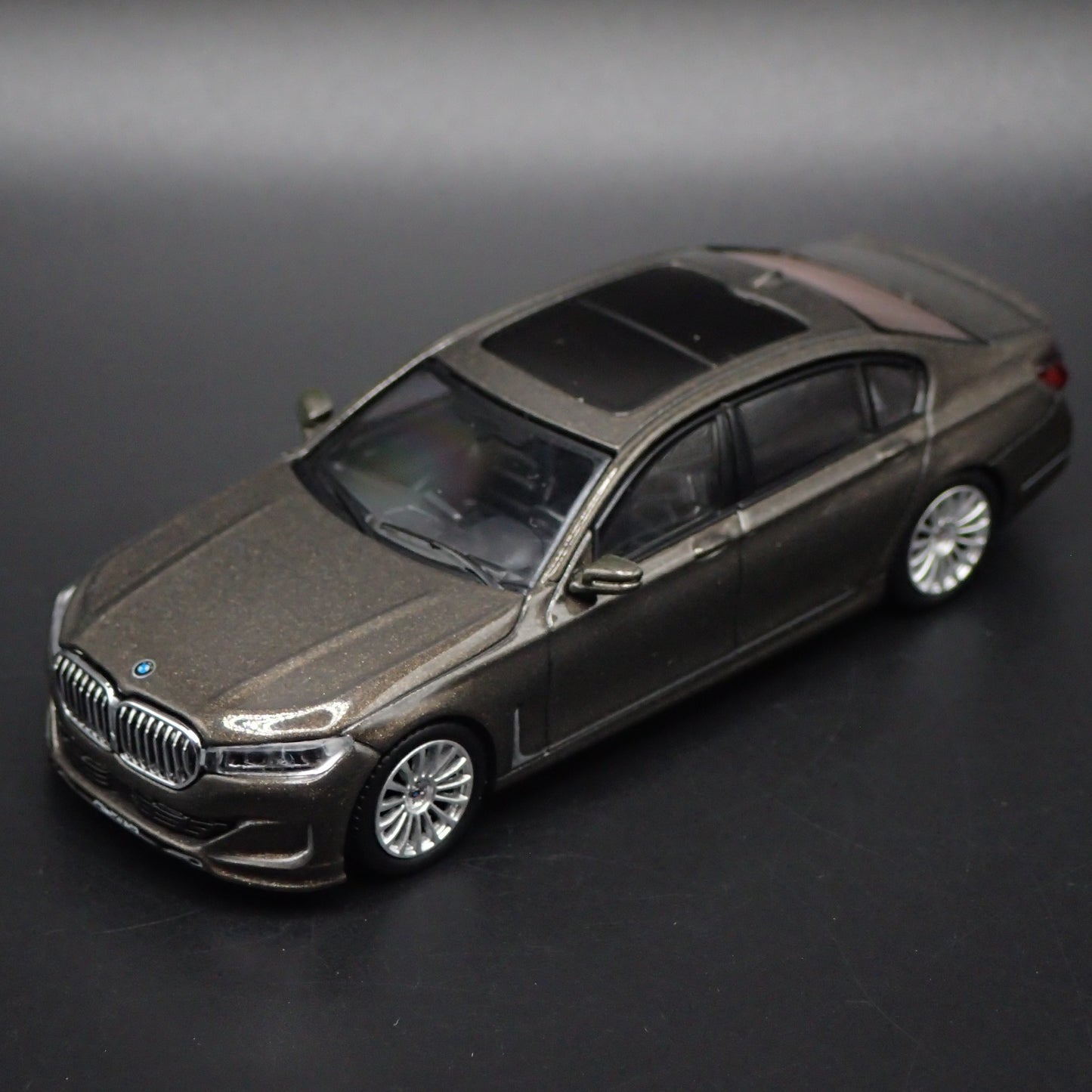 2019-2022 BMW ALPINA B7 xDRIVE GRAY 1:64 SCALE COLLECTIBLE DIECAST MODEL CAR