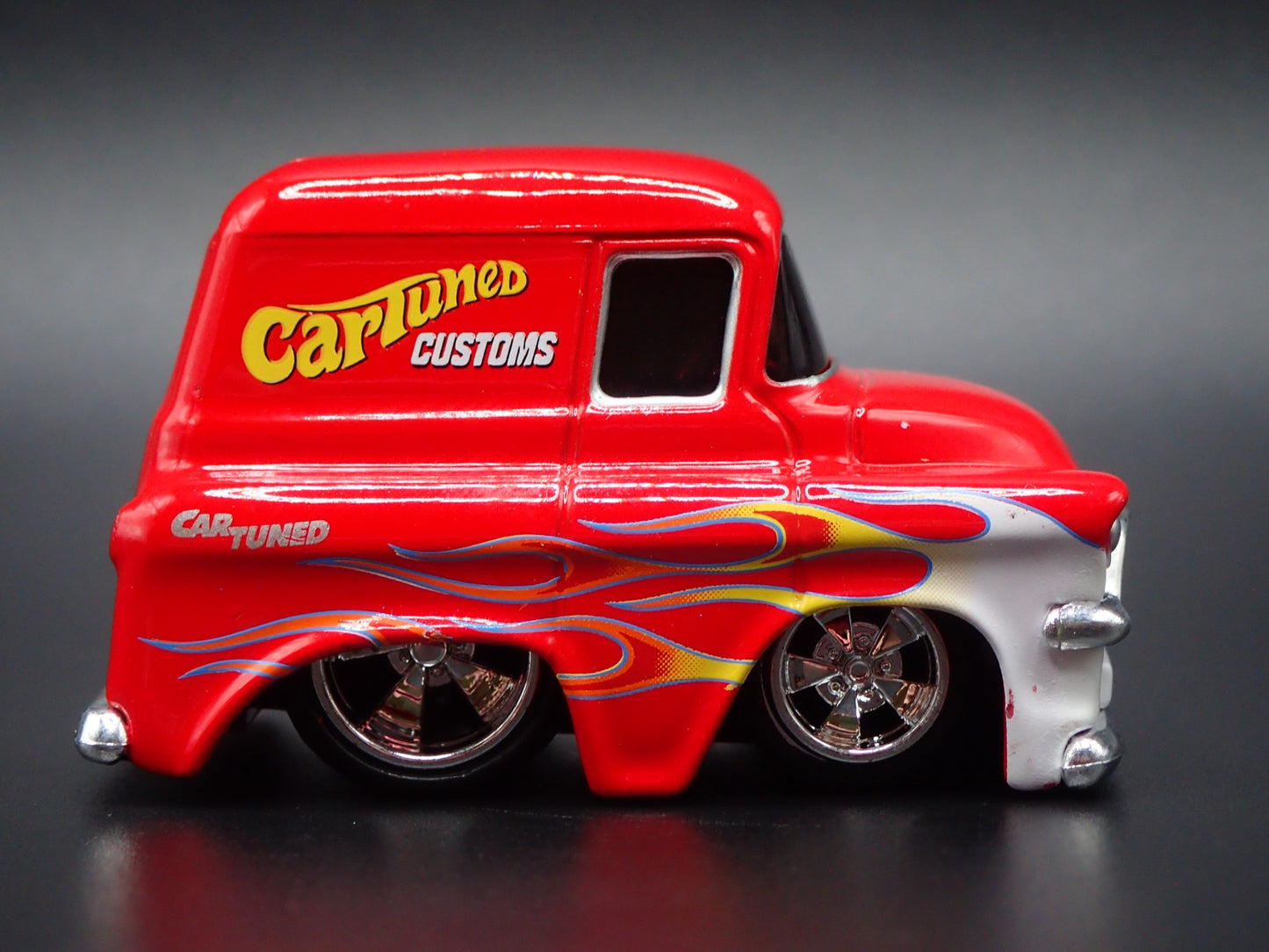 1957 57 GMC PANEL TRUCK CAR TUNED RED 1/64 SCALE DIORAMA DIECAST MODEL CAR