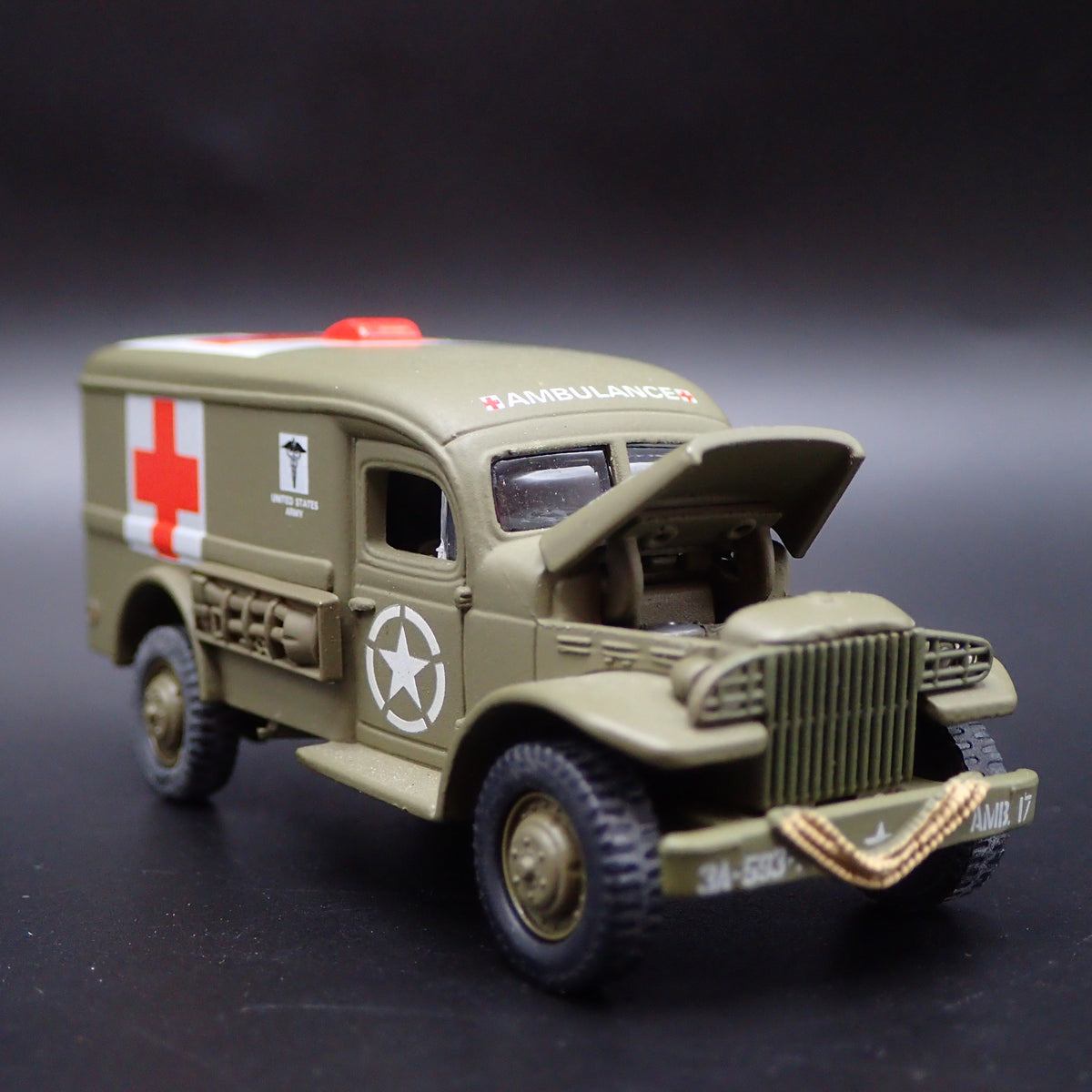 WWII GMC WC54 ARMY MILITARY AMBULANCE RARE 1:64 SCALE DIORAMA DIECAST MODEL CAR-Burning Rubber Toy Company