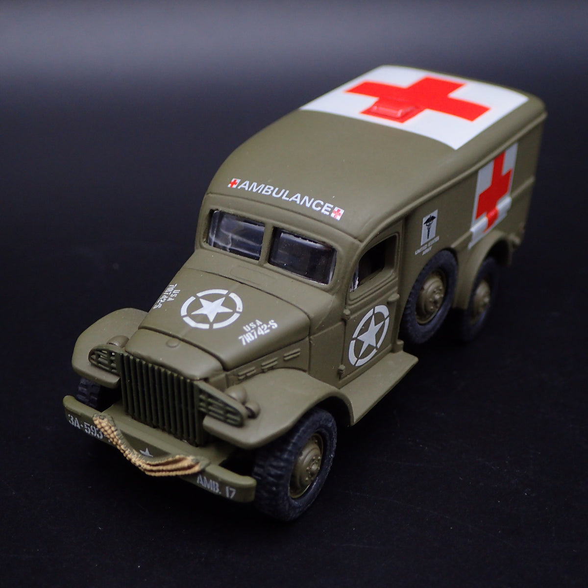 WWII GMC WC54 ARMY MILITARY AMBULANCE RARE 1:64 SCALE DIORAMA DIECAST MODEL CAR-Burning Rubber Toy Company