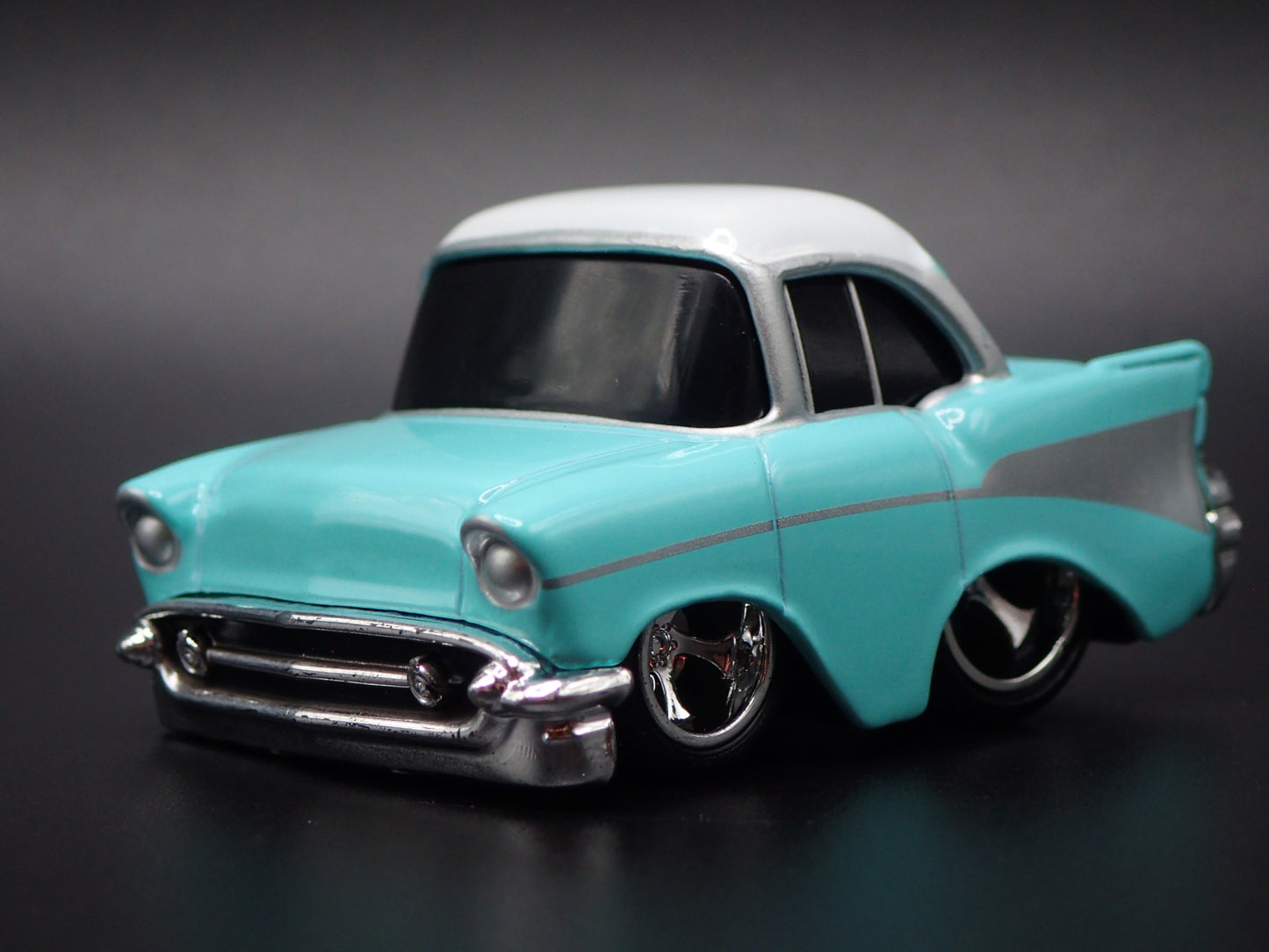 1957 57 CHEVY CHEVROLET BEL AIR TUNED TEAL 1:64 SCALE DIORAMA DIECAST MODEL CAR.
