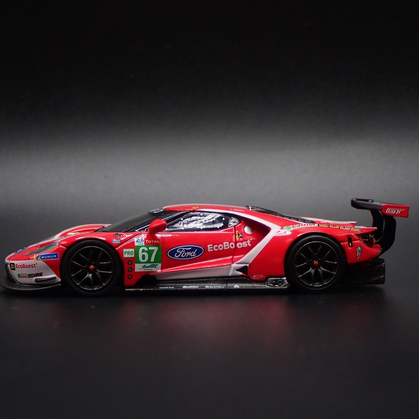 2019 FORD GT LM GTE PRO 67 24HRS OF LE MANS TEAM UK 1:64 SCALE DIECAST MODEL CAR