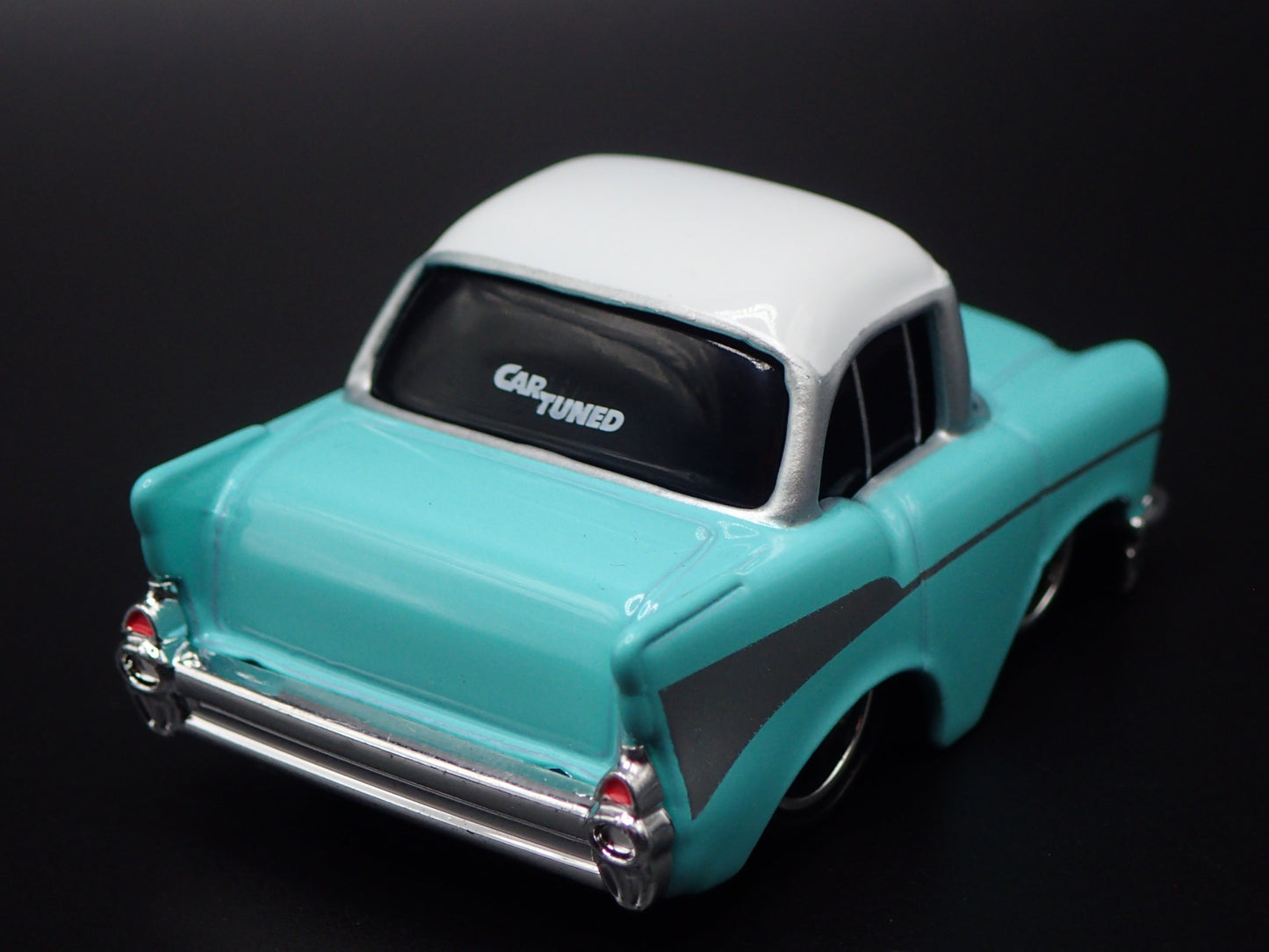 1957 57 CHEVY CHEVROLET BEL AIR TUNED TEAL 1:64 SCALE DIORAMA DIECAST MODEL CAR.