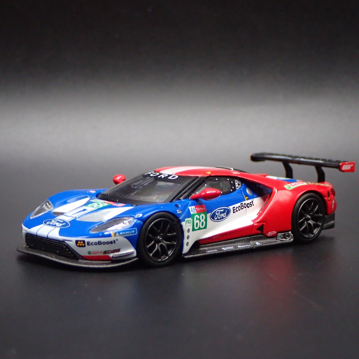 2019 FORD GT LM GTE PRO 68 24HRS OF LE MANS TEAM US 1:64 SCALE DIECAST MODEL CAR