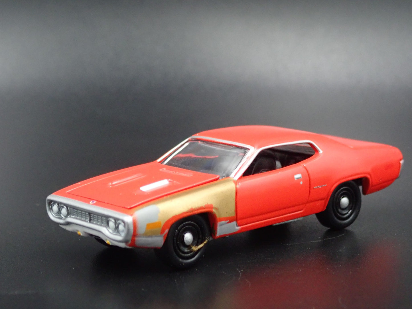 1972 72 PLYMOUTH ROAD RUNNER PROJECT IN PROGRESS 1/64 SCALE DIECAST MODEL CAR