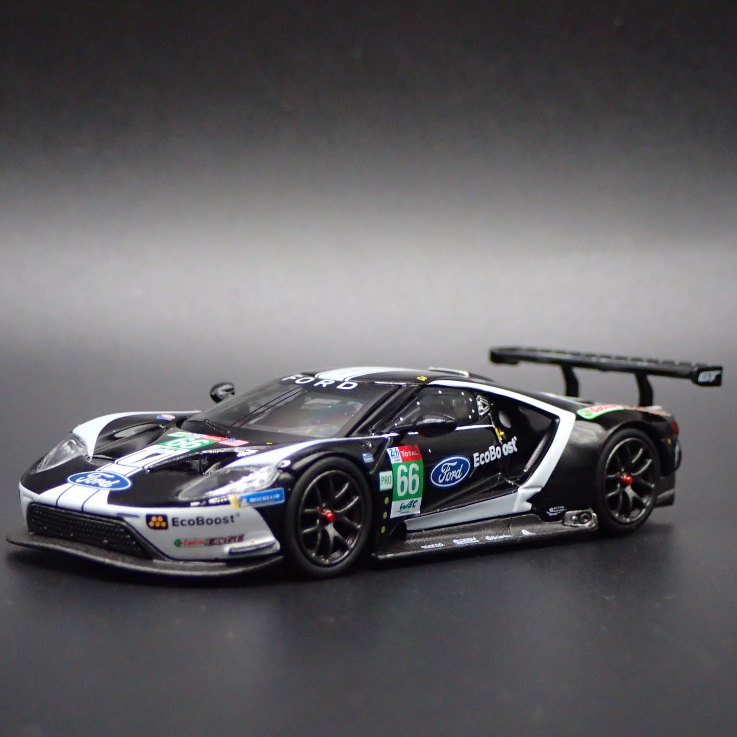 2019 FORD GT LM GTE PRO 66 24HRS OF LE MANS TEAM UK 1:64 SCALE DIECAST MODEL CAR