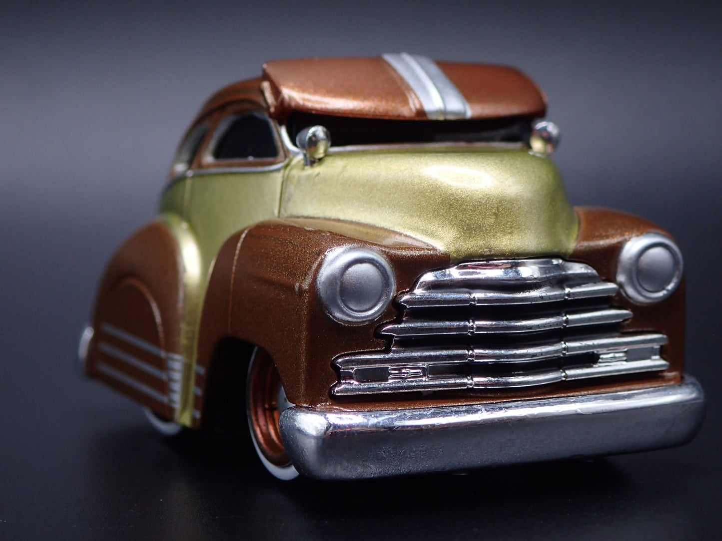 1947 47 CHEVY CHEVROLET FLEETLINE LOWRIDER TUNED GD 1:64 SCALE DIECAST MODEL CAR