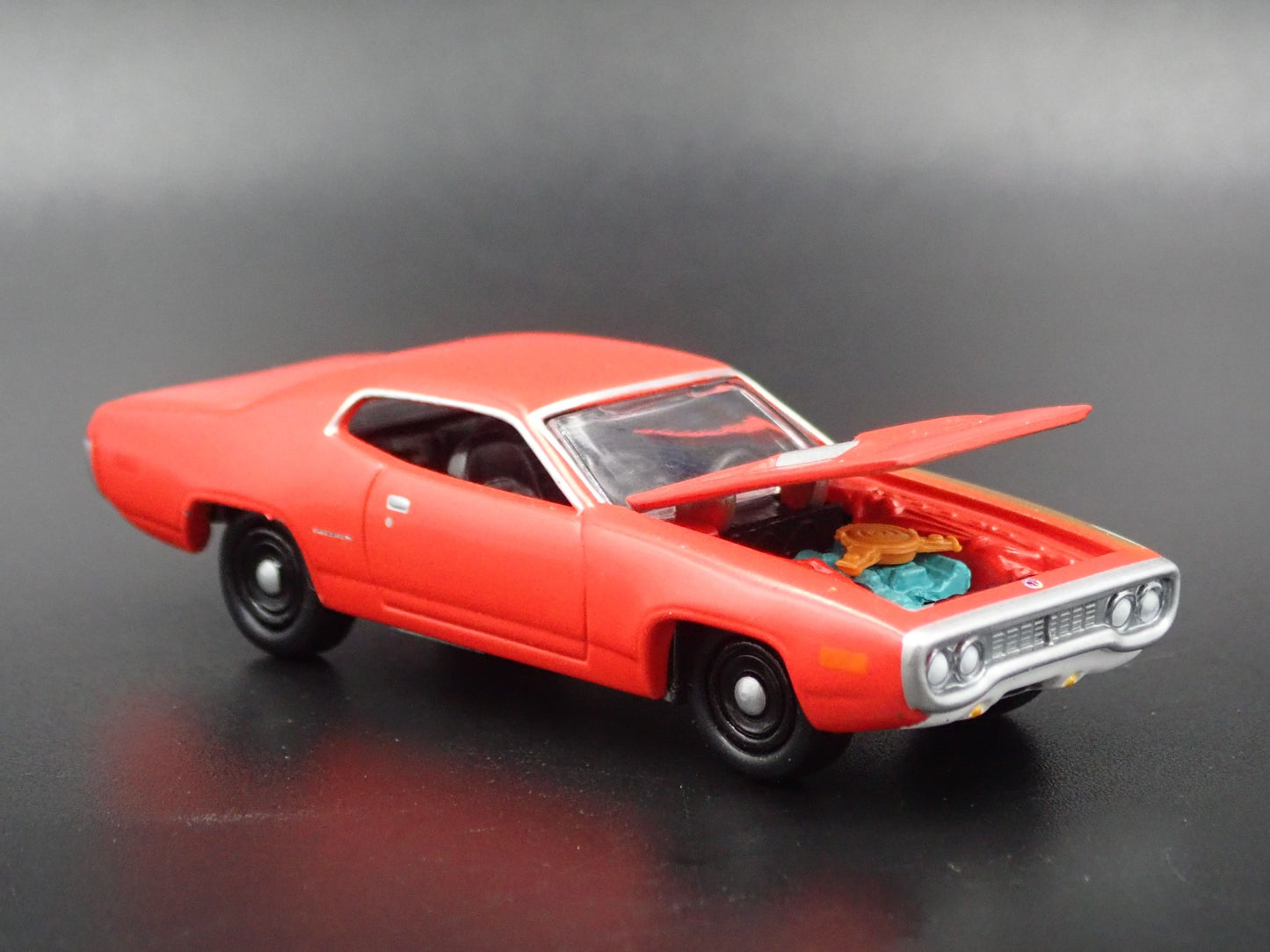 1972 72 PLYMOUTH ROAD RUNNER PROJECT IN PROGRESS 1/64 SCALE DIECAST MODEL CAR