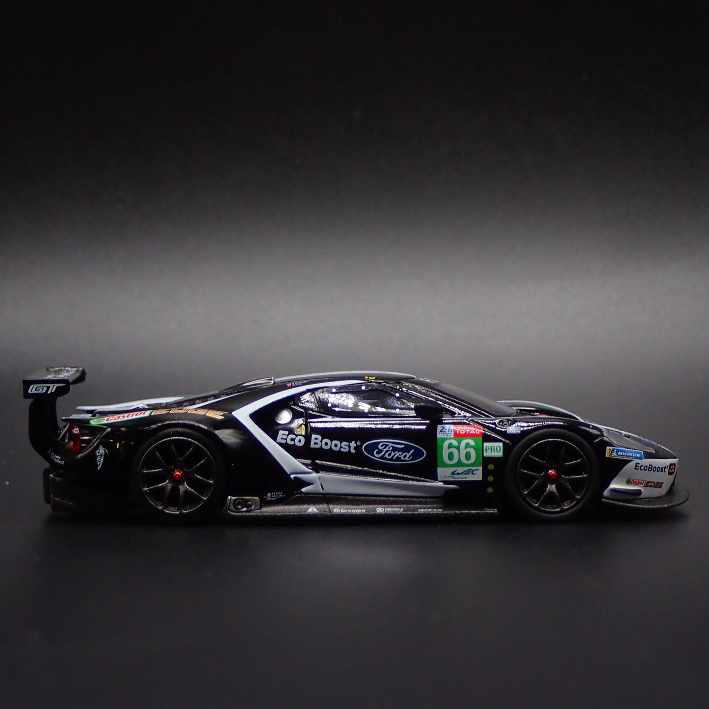 2019 FORD GT LM GTE PRO 66 24HRS OF LE MANS TEAM UK 1:64 SCALE DIECAST MODEL CAR