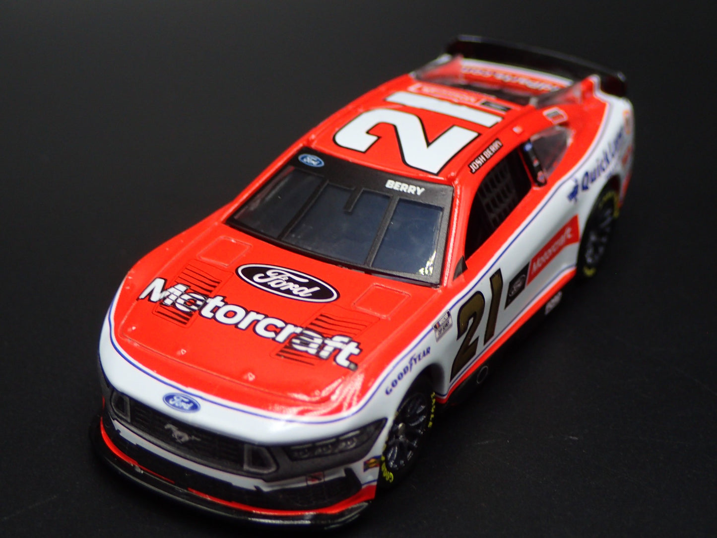 2025 25 FORD MUSTANG #21 JOSH BERRY MOTORCRAFT NASCAR 1:64 DIECAST MODEL CAR