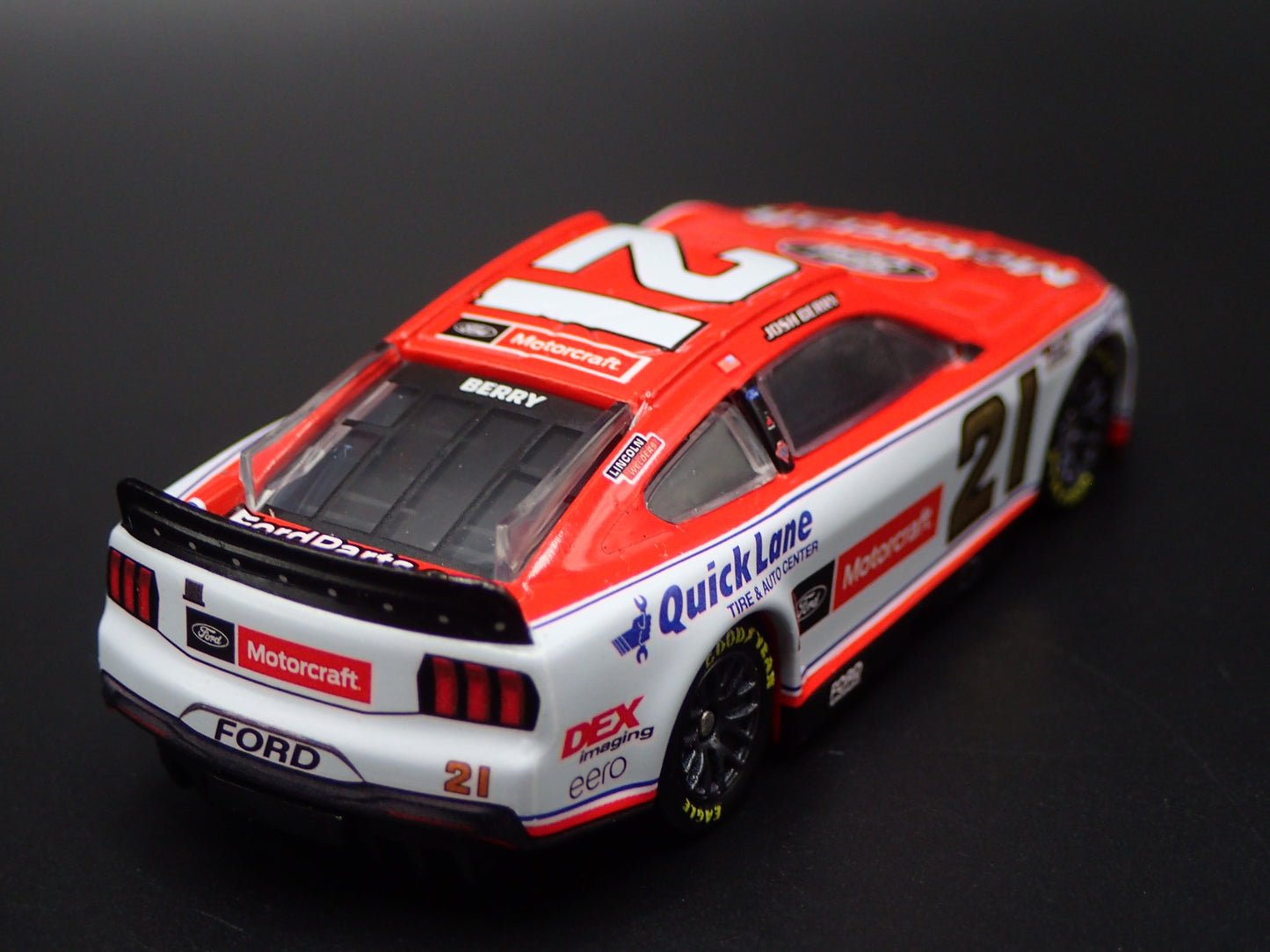 2025 25 FORD MUSTANG #21 JOSH BERRY MOTORCRAFT NASCAR 1:64 DIECAST MODEL CAR