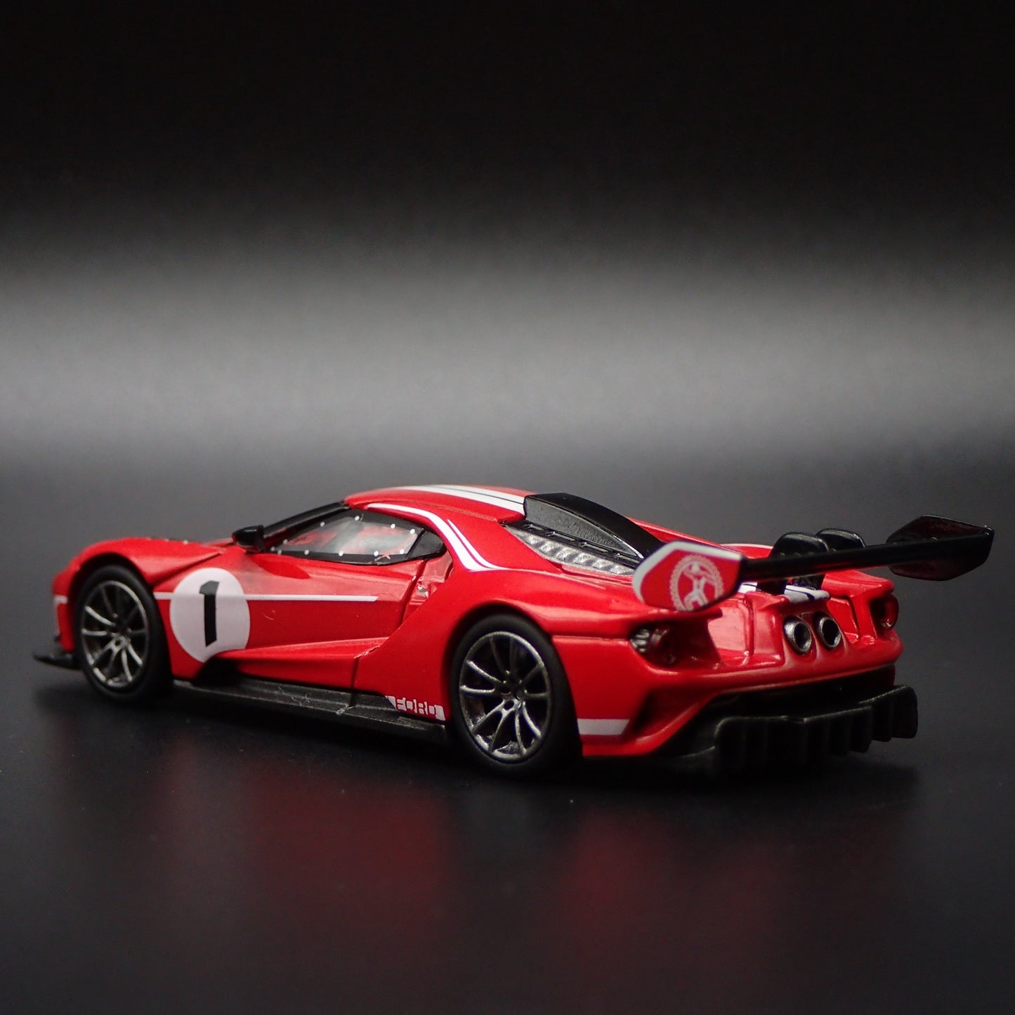 2017-2022 FORD GT MK II 013 RACING SUPERCAR 1:64 SCALE DIORAMA DIECAST MODEL CAR