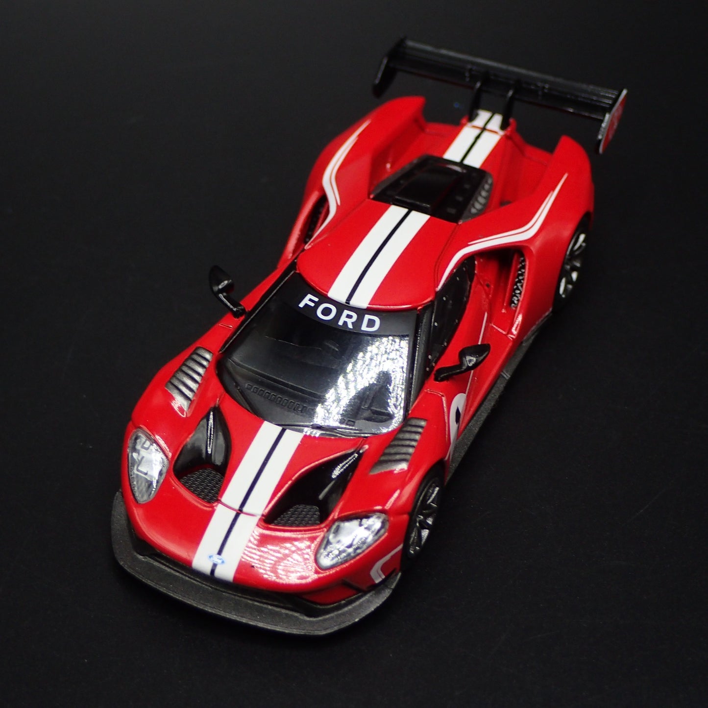 2017-2022 FORD GT MK II 013 RACING SUPERCAR 1:64 SCALE DIORAMA DIECAST MODEL CAR