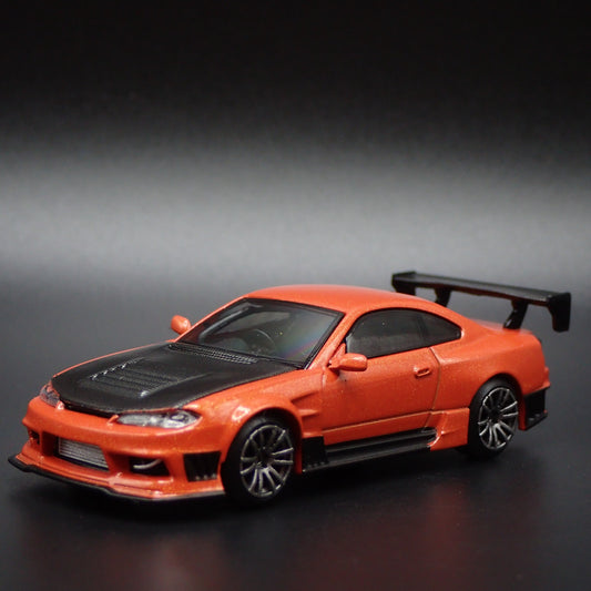 1999-2002 NISSAN SILVIA S15 D-MAX ORANGE 1:64 SCALE DIORAMA DIECAST MODEL CAR