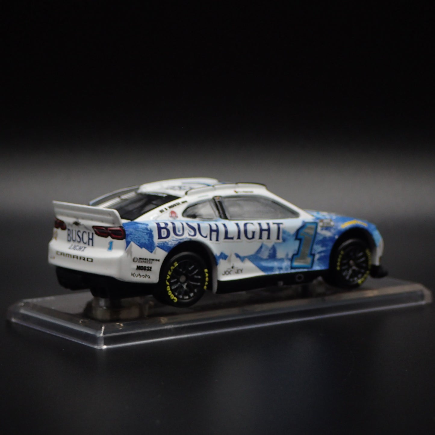 2024 CHEVY CAMARO ZL1 1 ROSS CHASTAIN BUSCH LIGHT NASCAR 1:64 DIECAST MODEL CAR